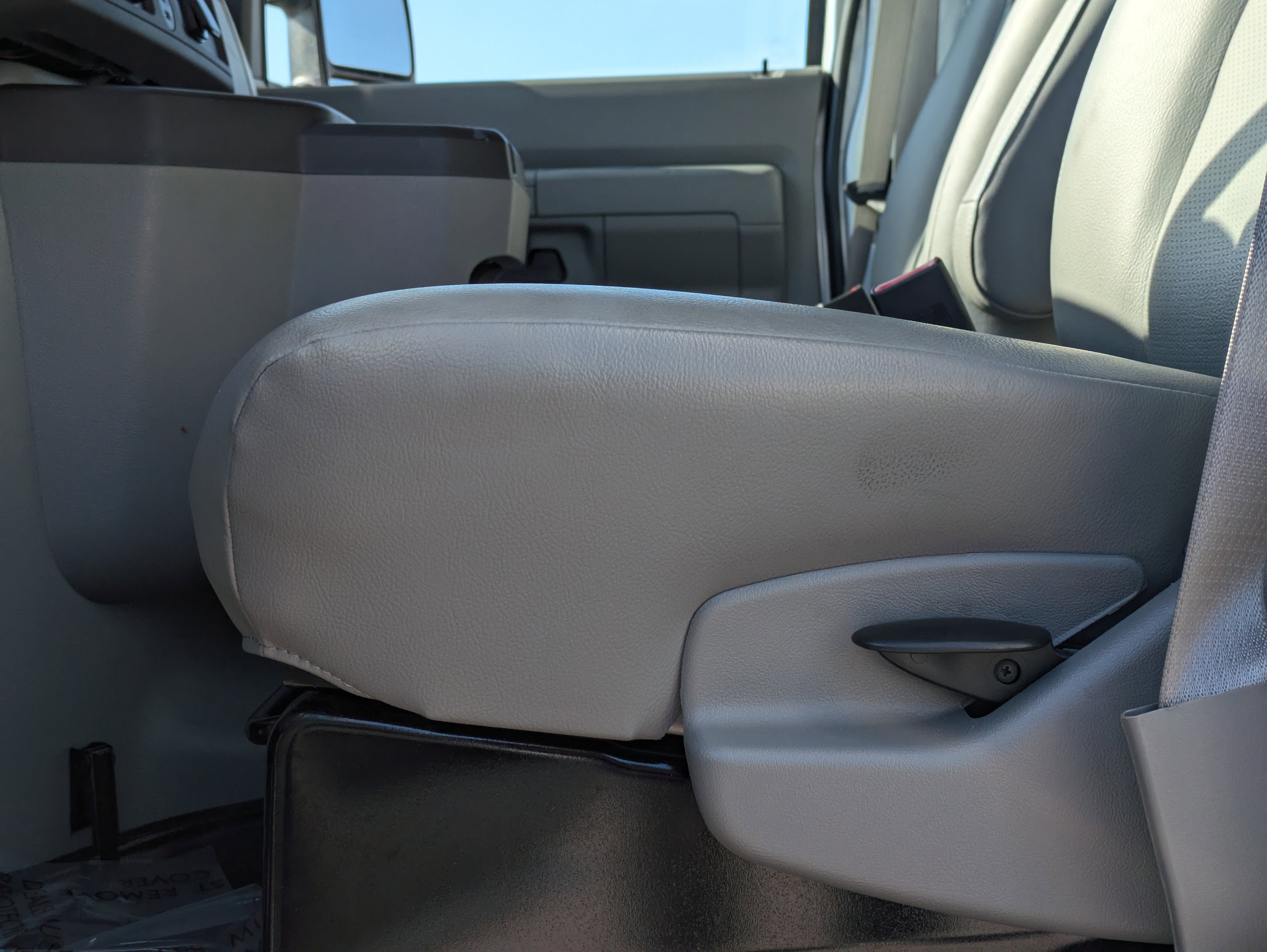 2026 Ford E-350SD E-350 SRW