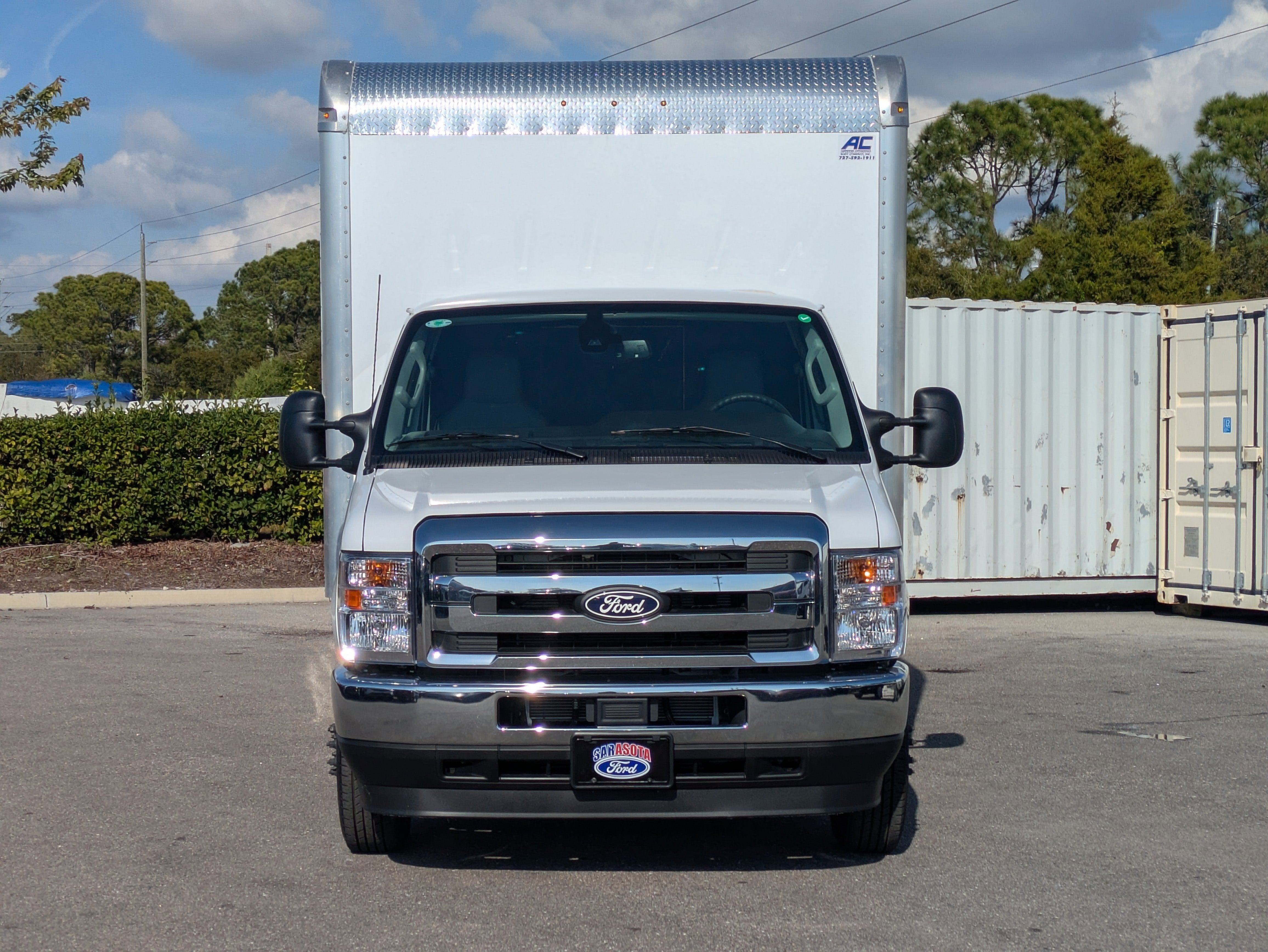 2026 Ford E-350SD E-350 SRW