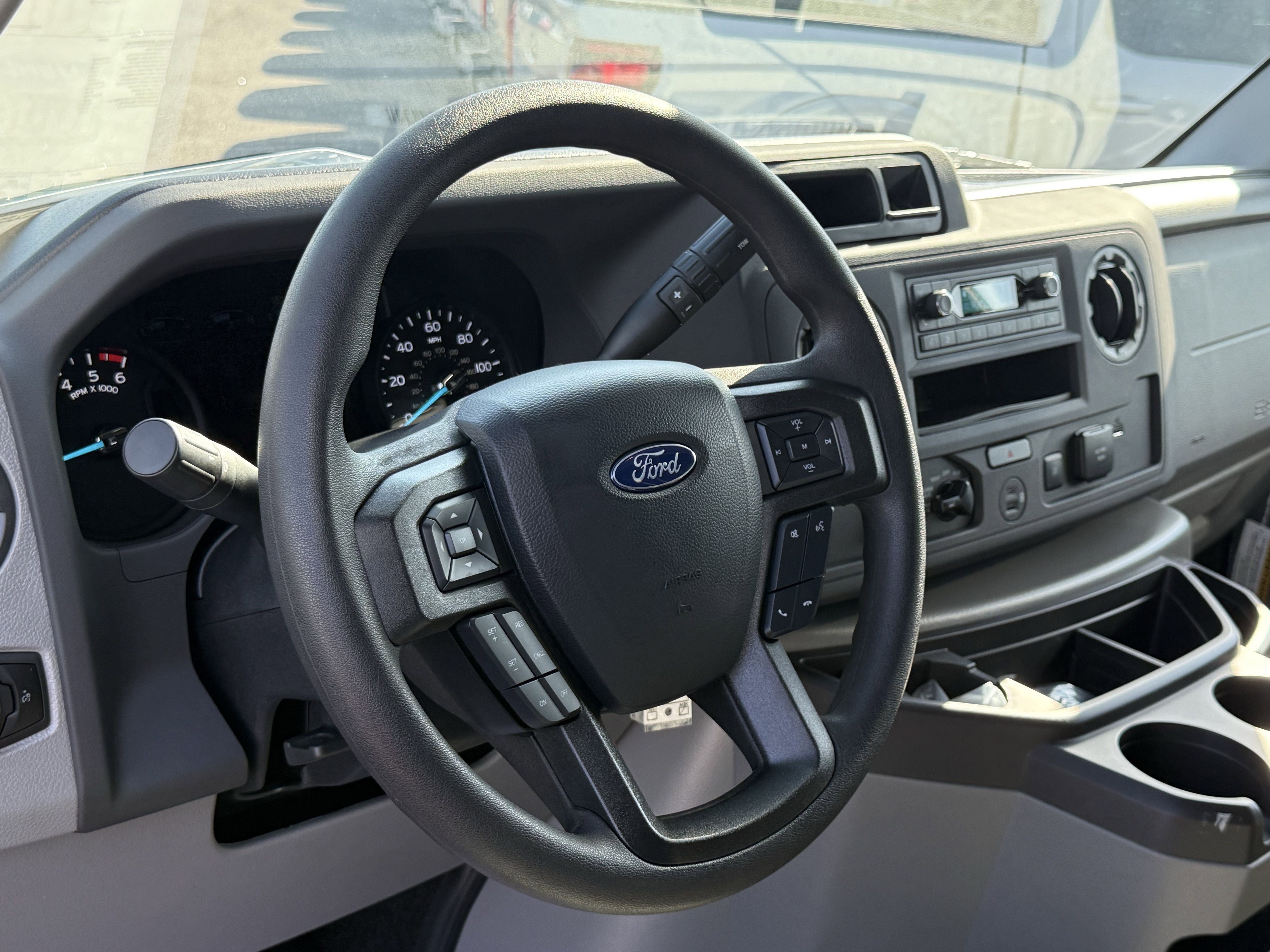 2026 Ford E-350SD E-350 SRW