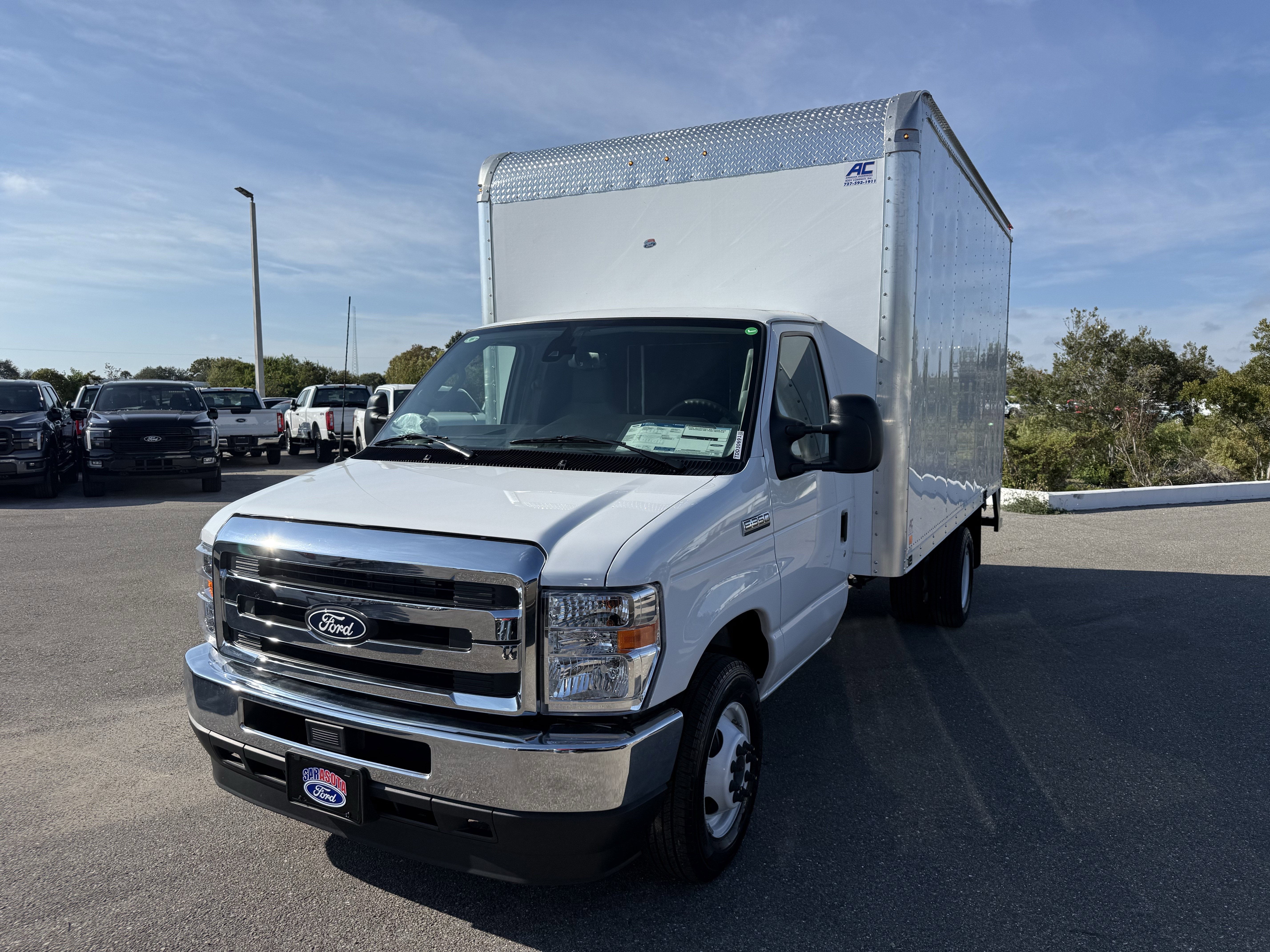 2026 Ford E-350SD E-350 SRW
