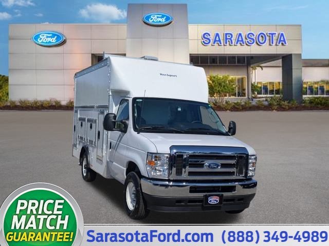 2025 Ford E-350SD E-350 SRW