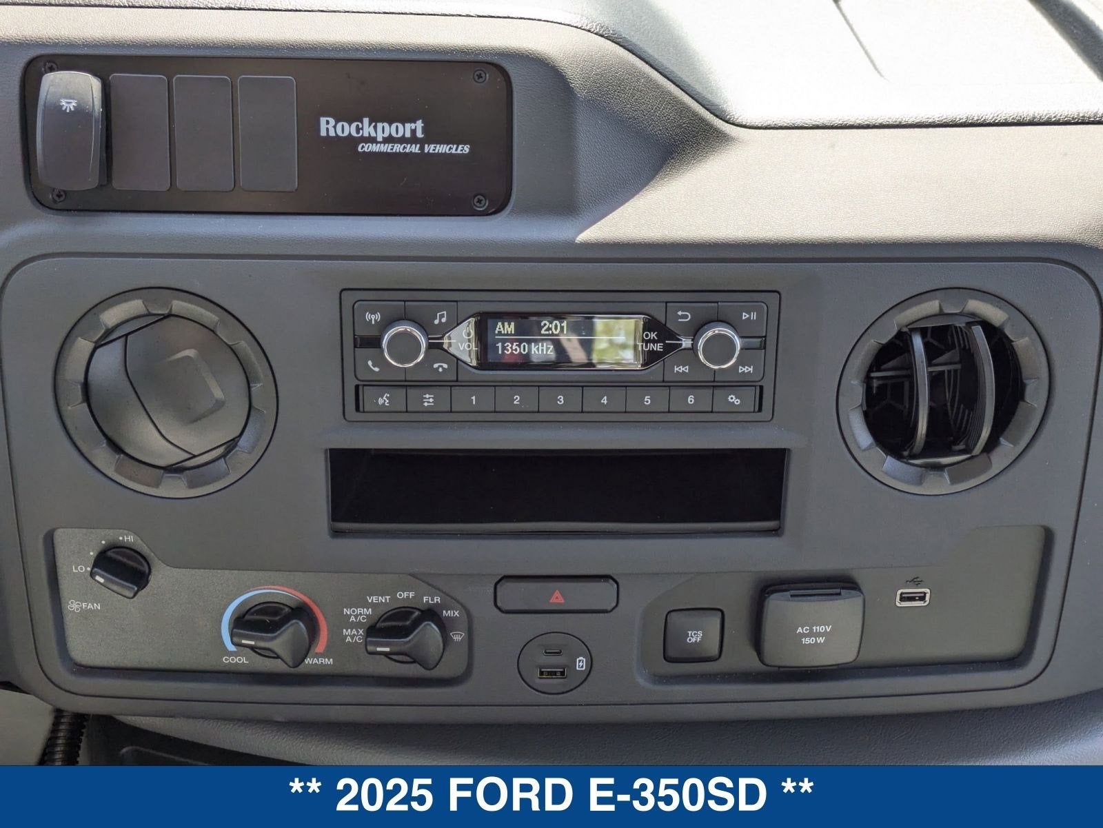 2025 Ford E-350SD E-350 SRW