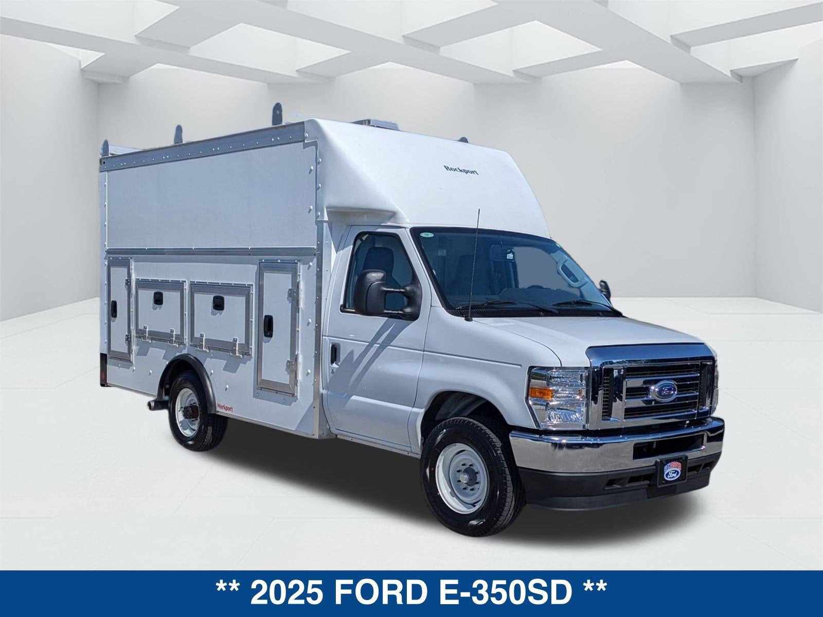 2025 Ford E-350SD E-350 SRW
