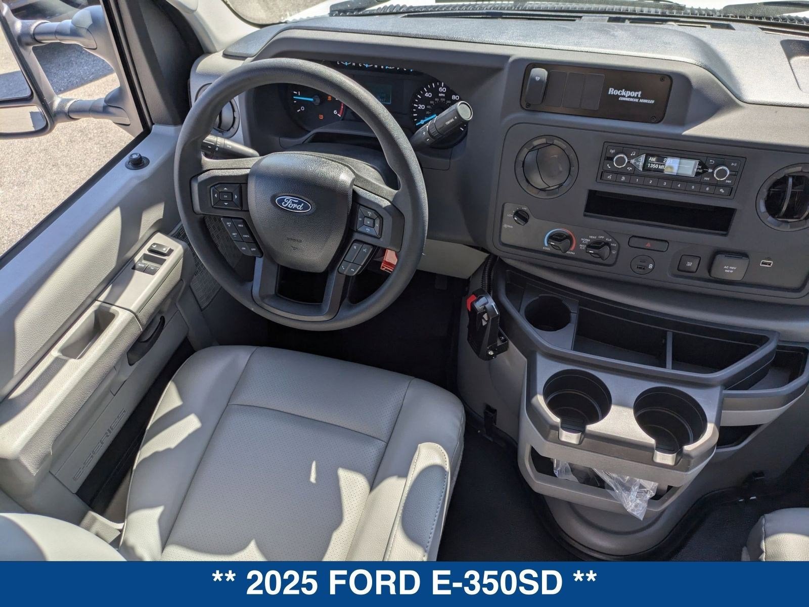 2025 Ford E-350SD E-350 SRW