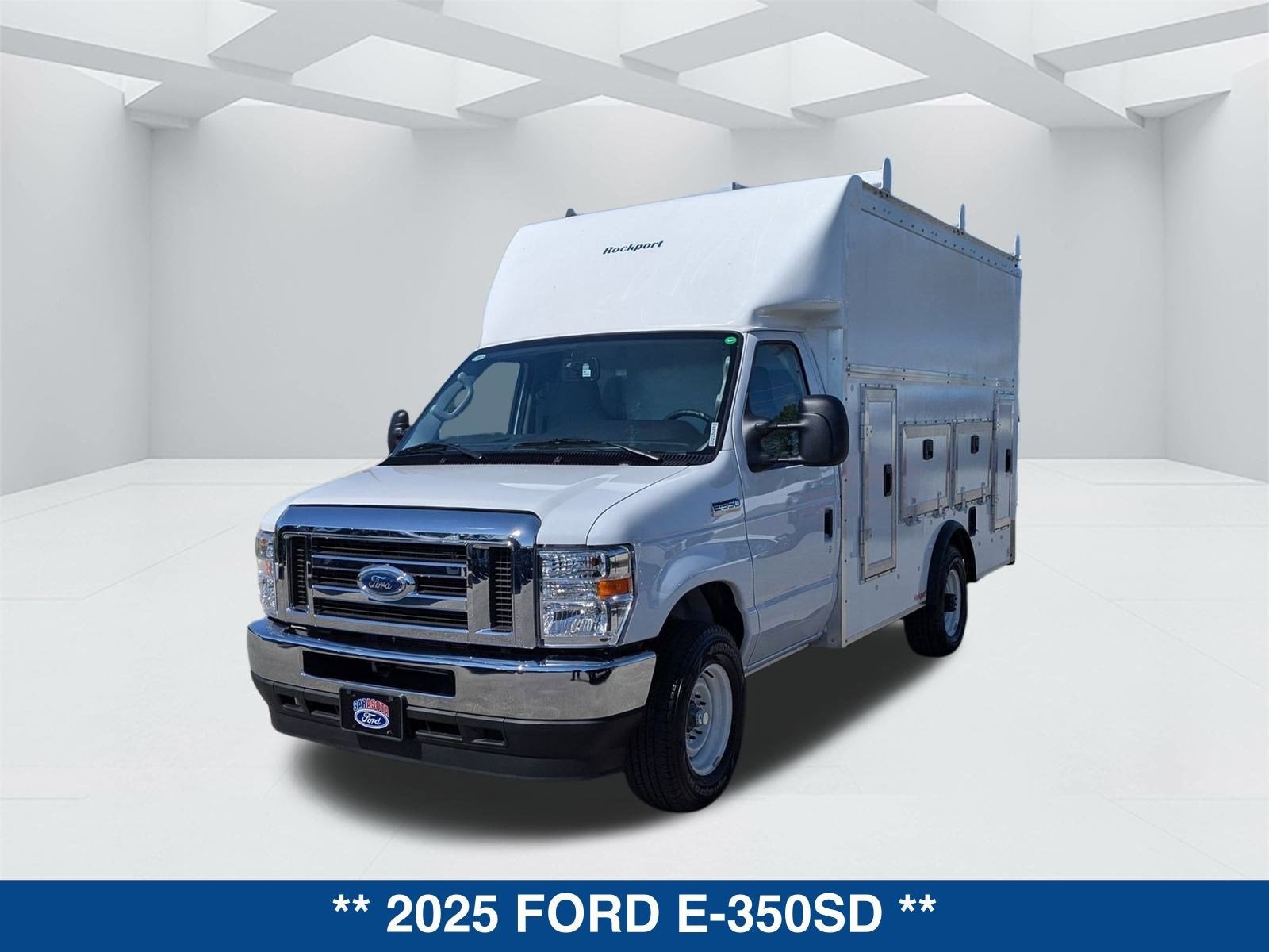 2025 Ford E-350SD E-350 SRW