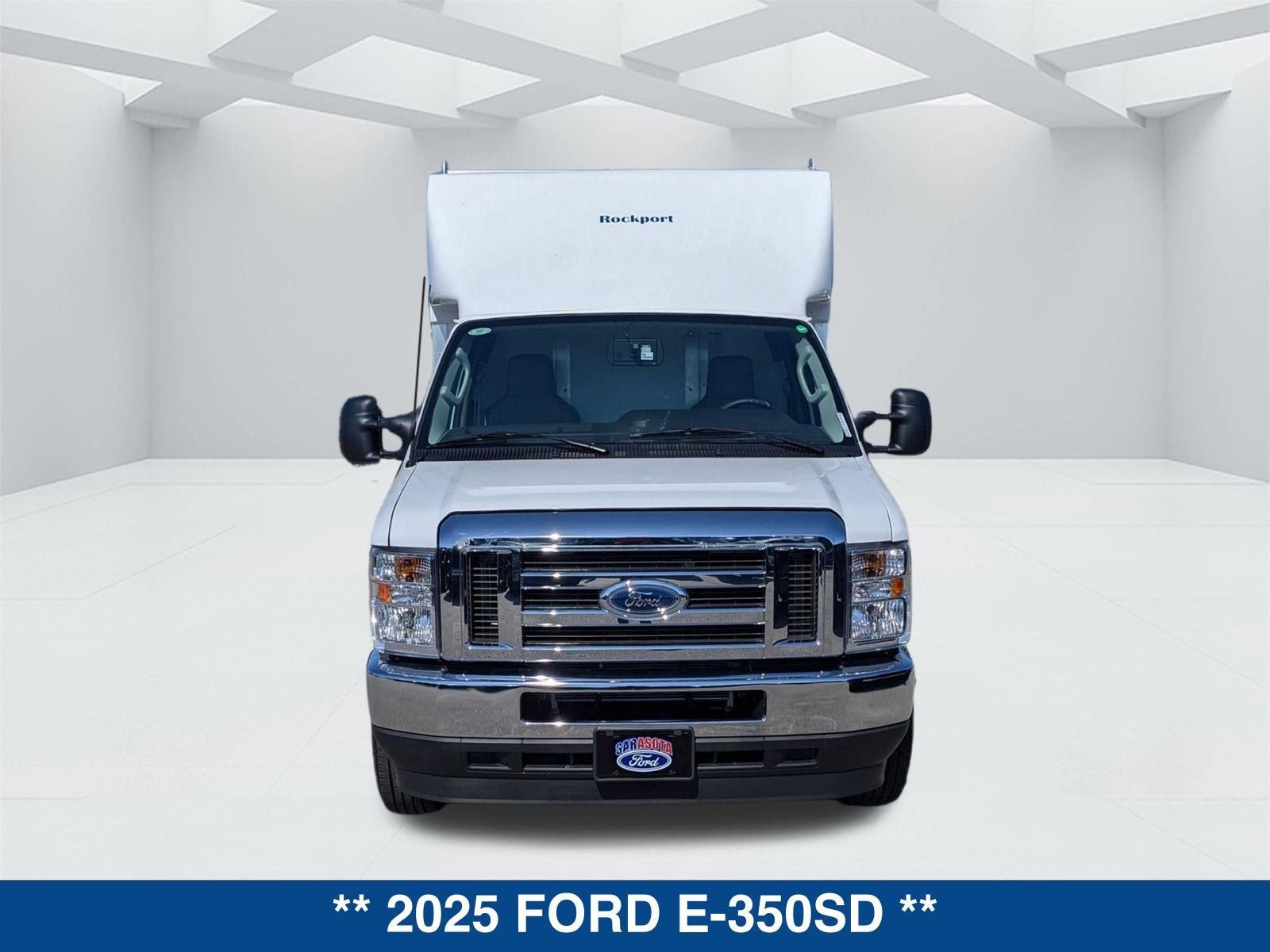 2025 Ford E-350SD E-350 SRW