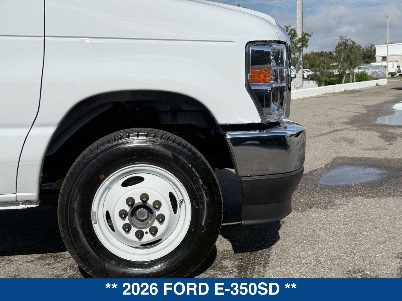 2026 Ford E-350SD E-350 SRW