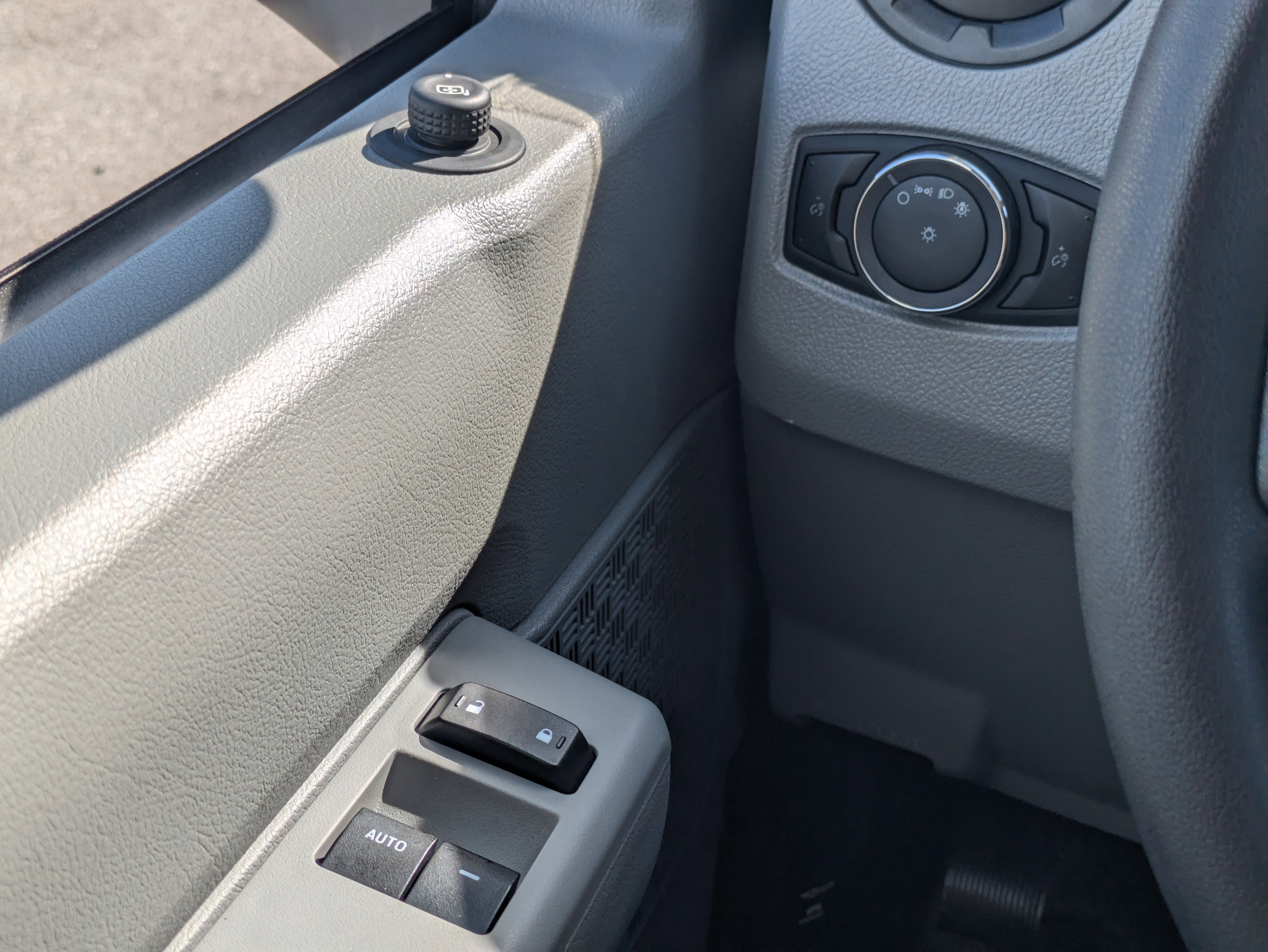 2026 Ford E-350SD E-350 SRW