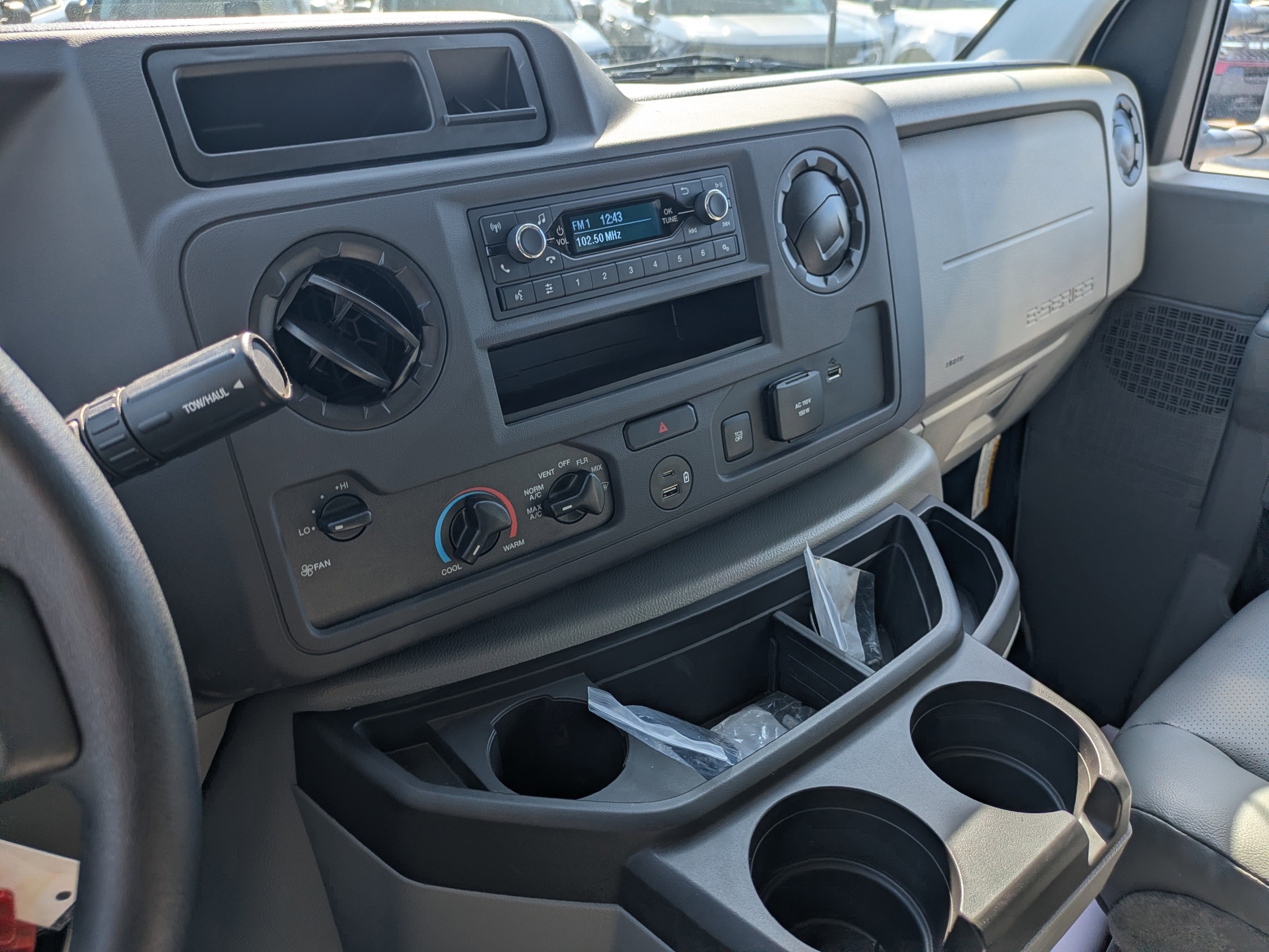 2026 Ford E-350SD E-350 SRW