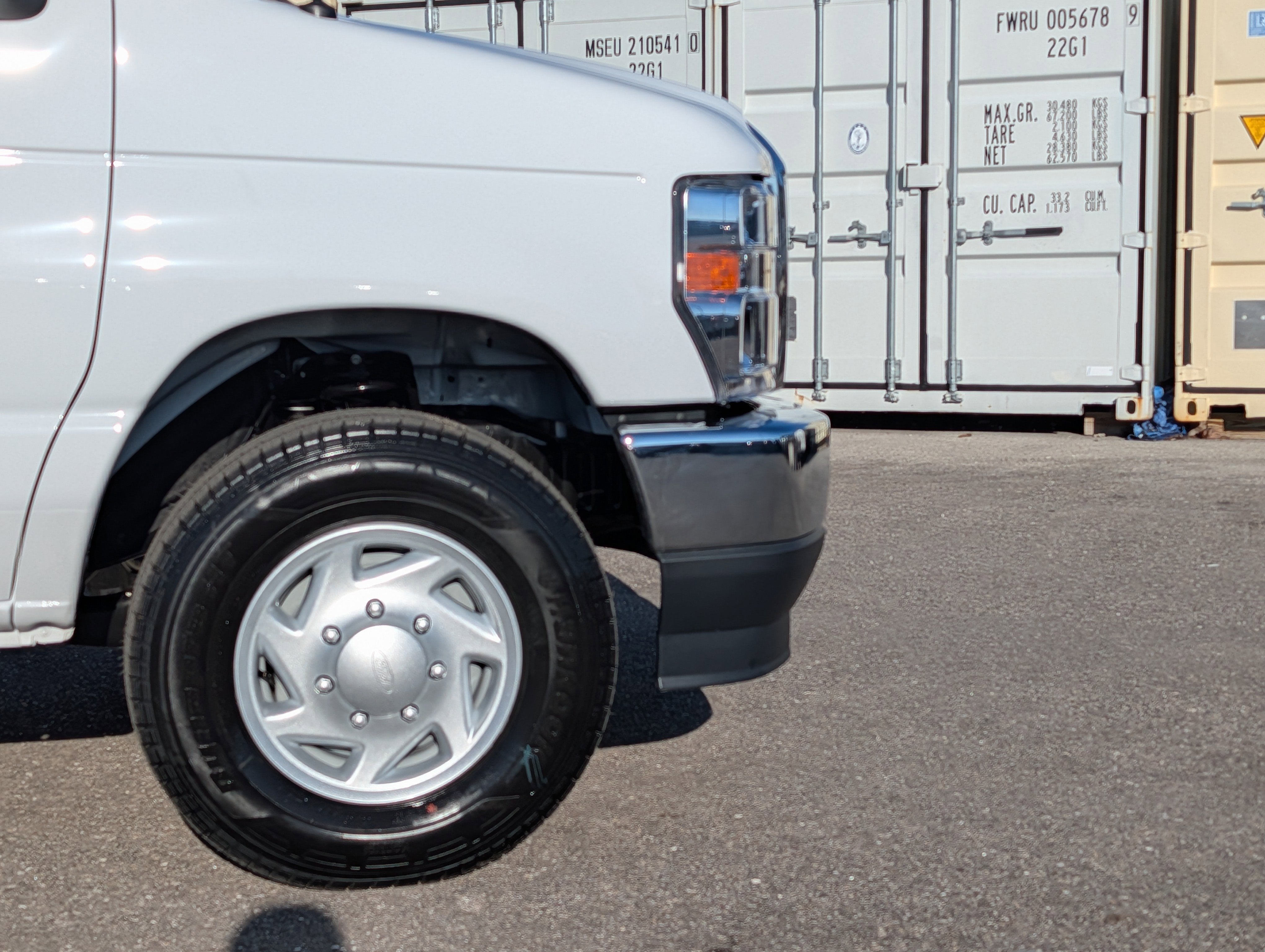 2026 Ford E-350SD E-350 SRW