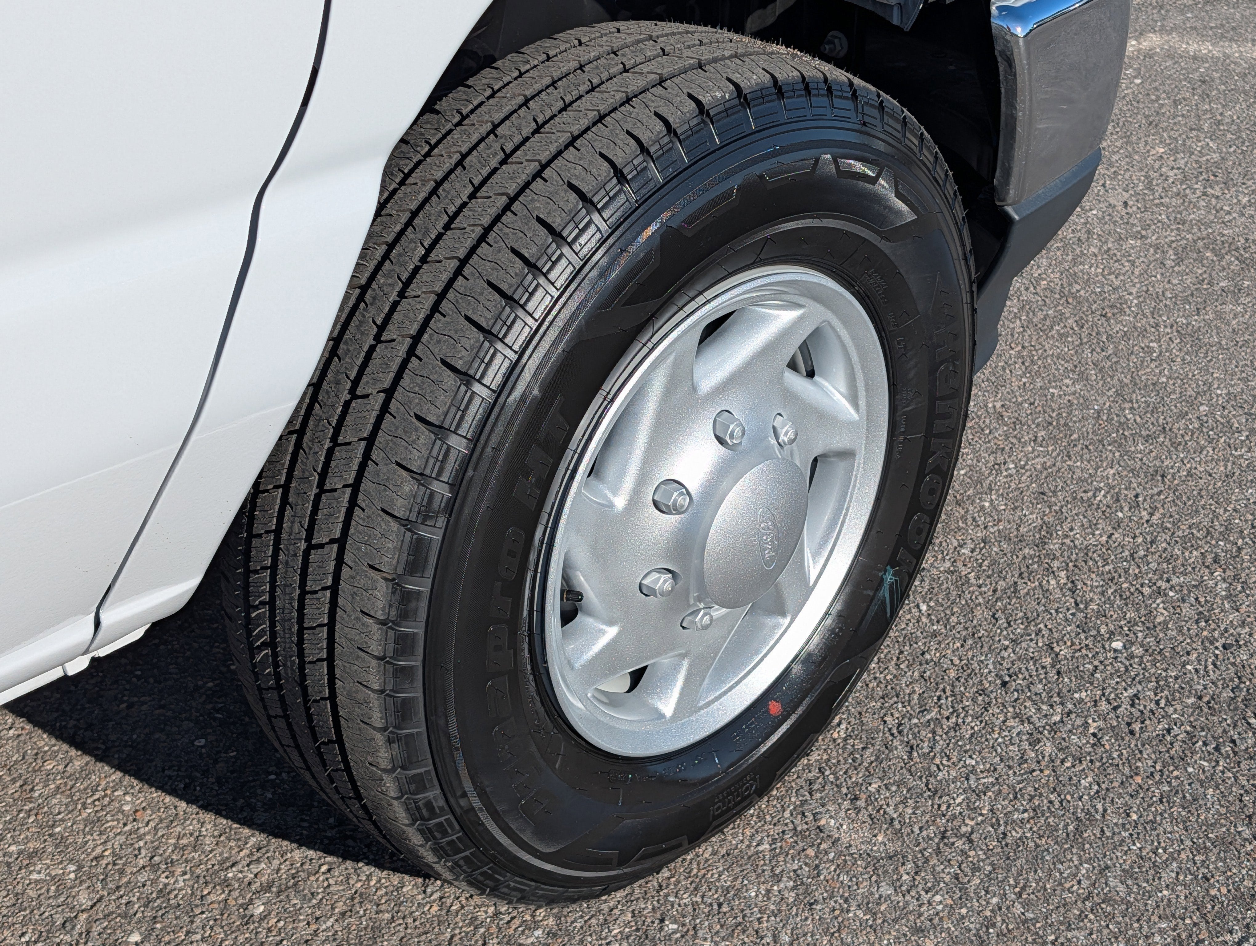 2026 Ford E-350SD E-350 SRW