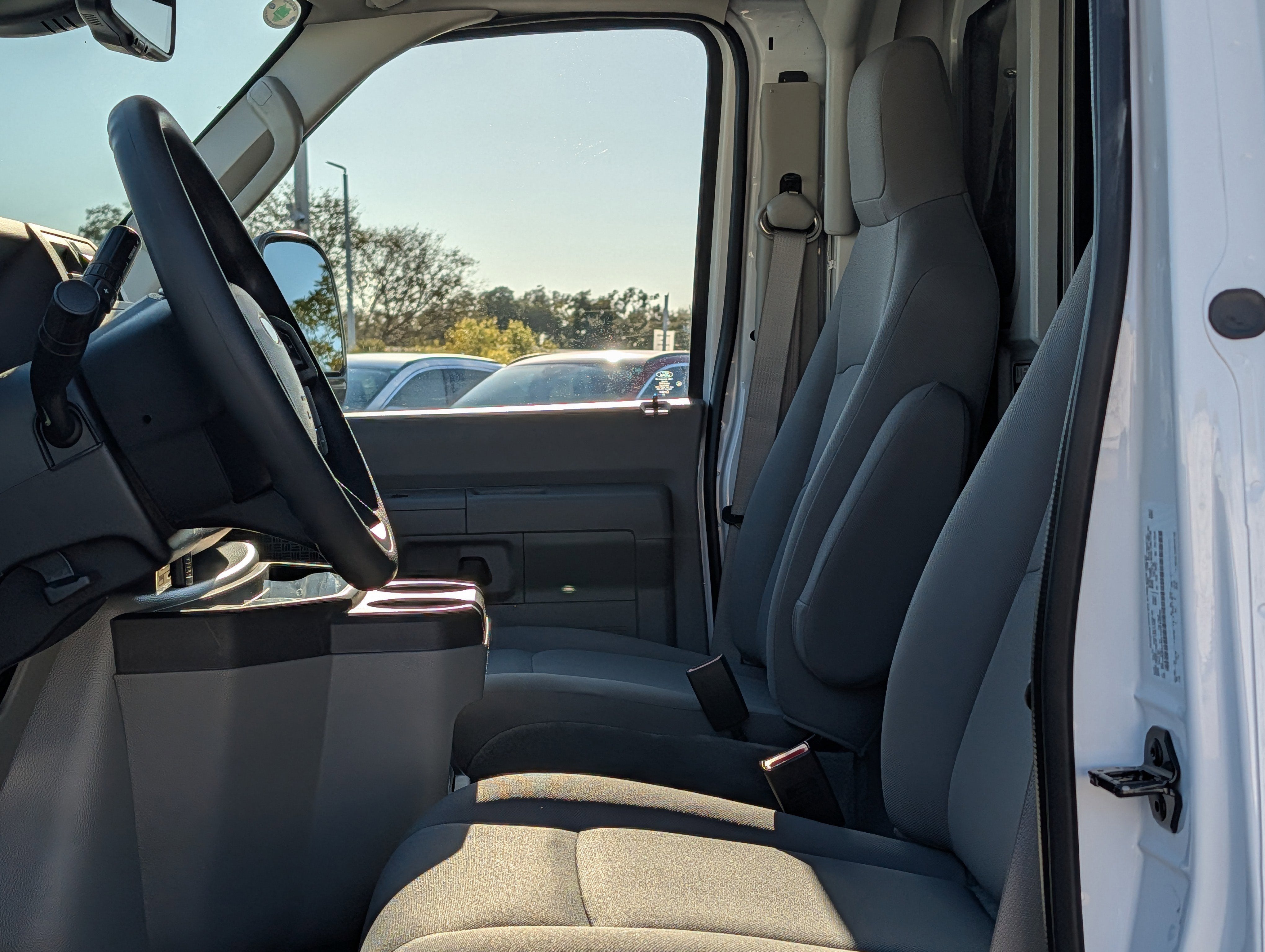 2026 Ford E-350SD E-350 SRW