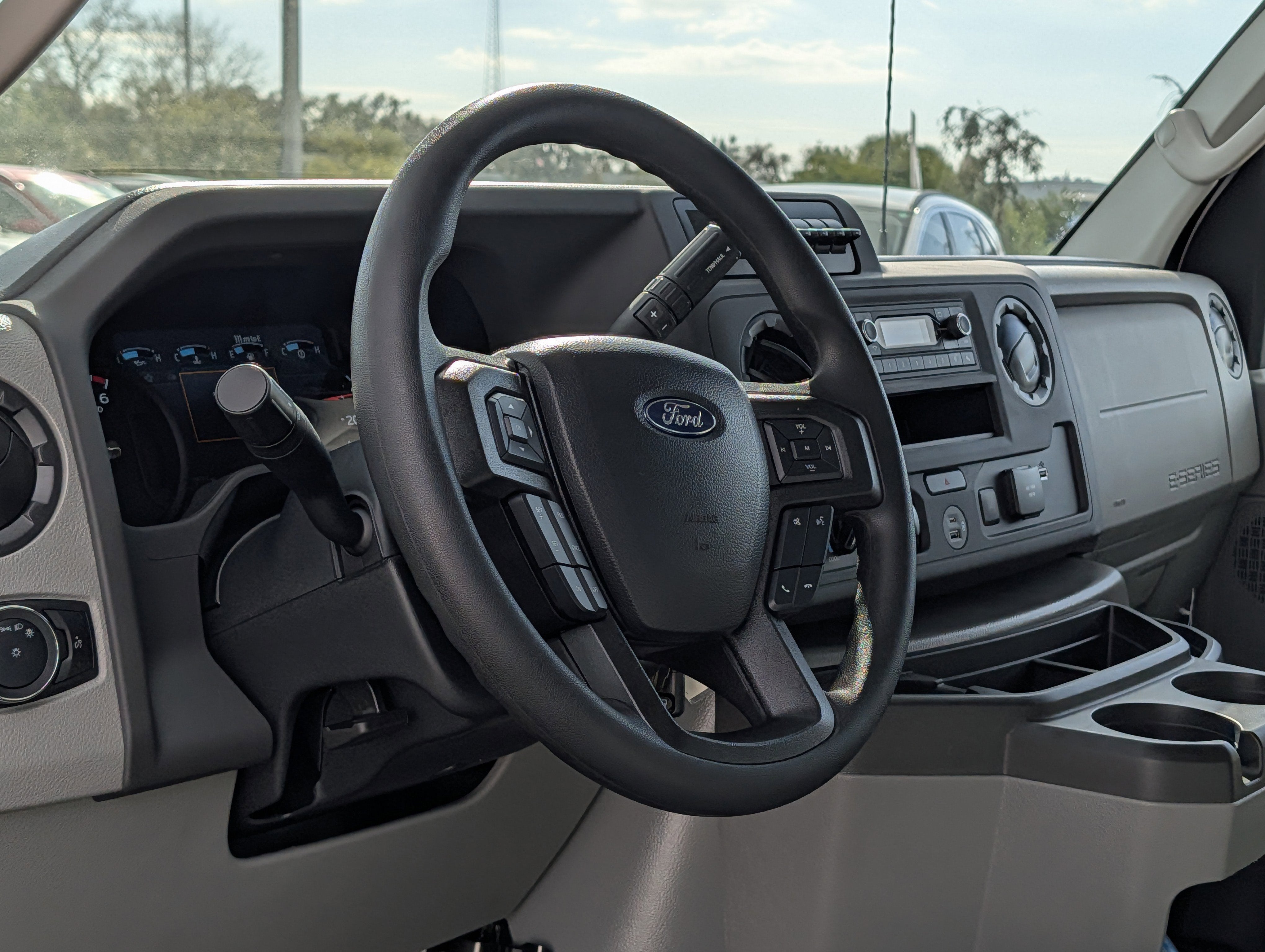 2026 Ford E-350SD E-350 SRW