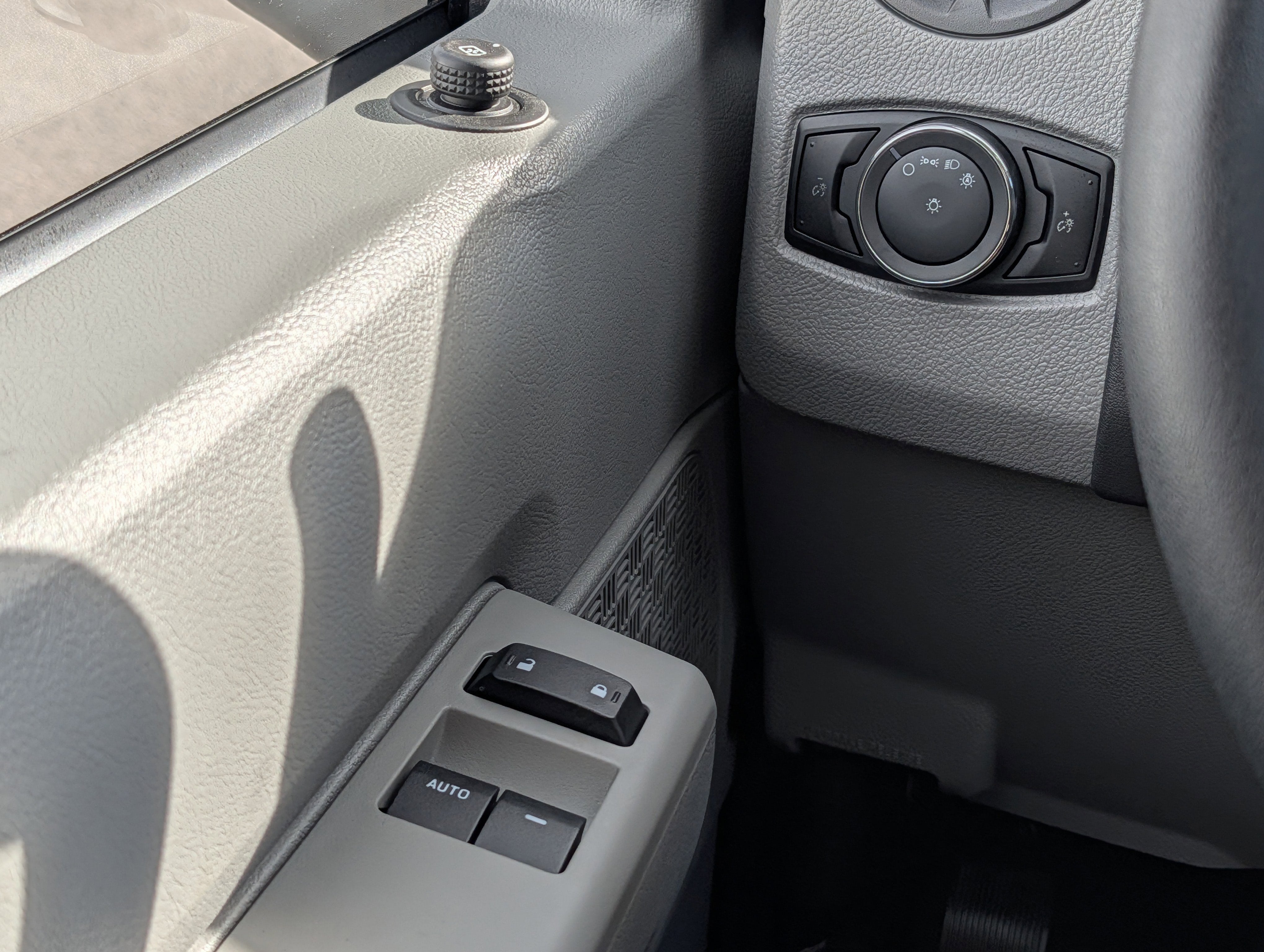 2026 Ford E-350SD E-350 SRW