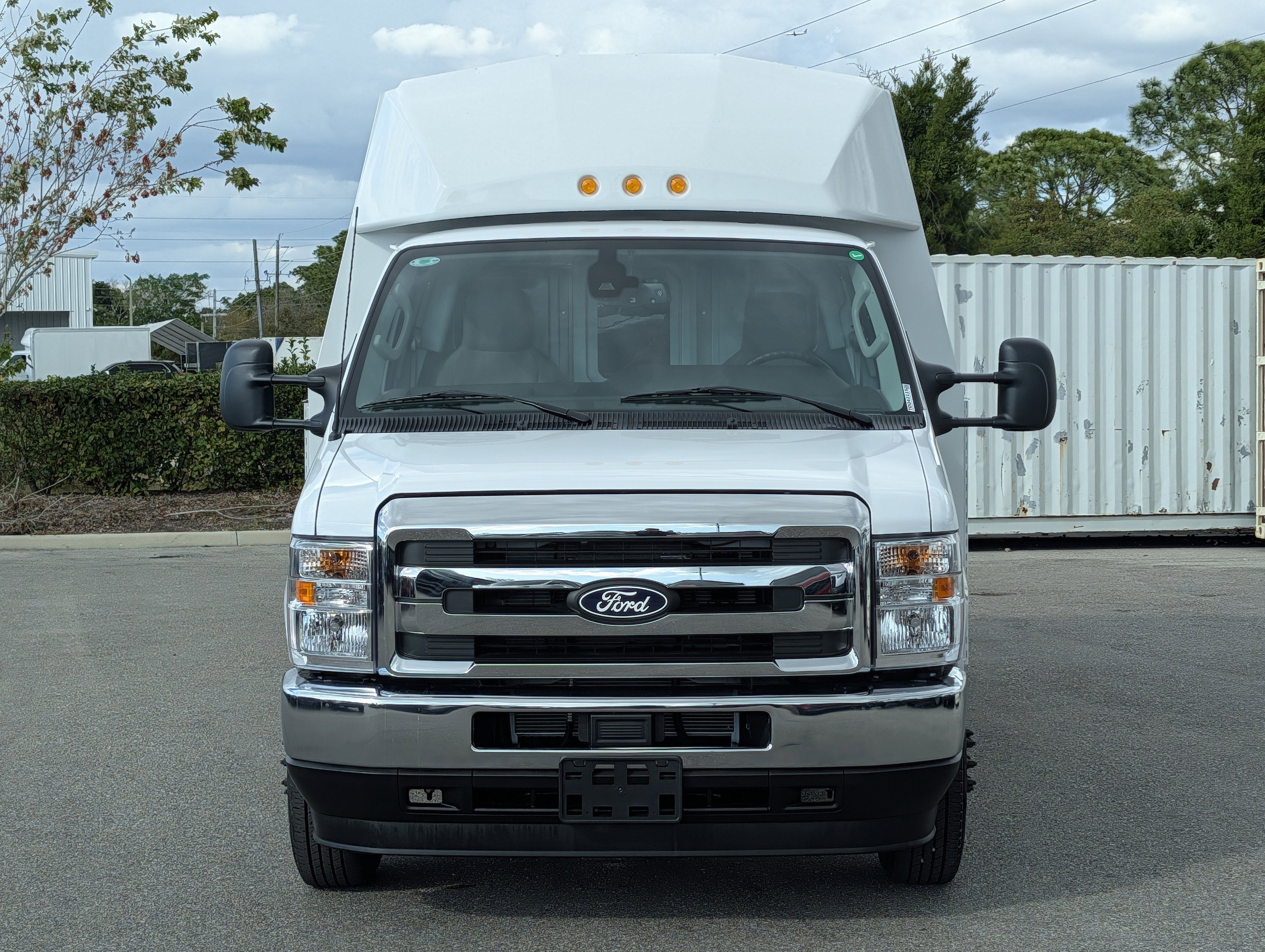 2026 Ford E-350SD E-350 SRW