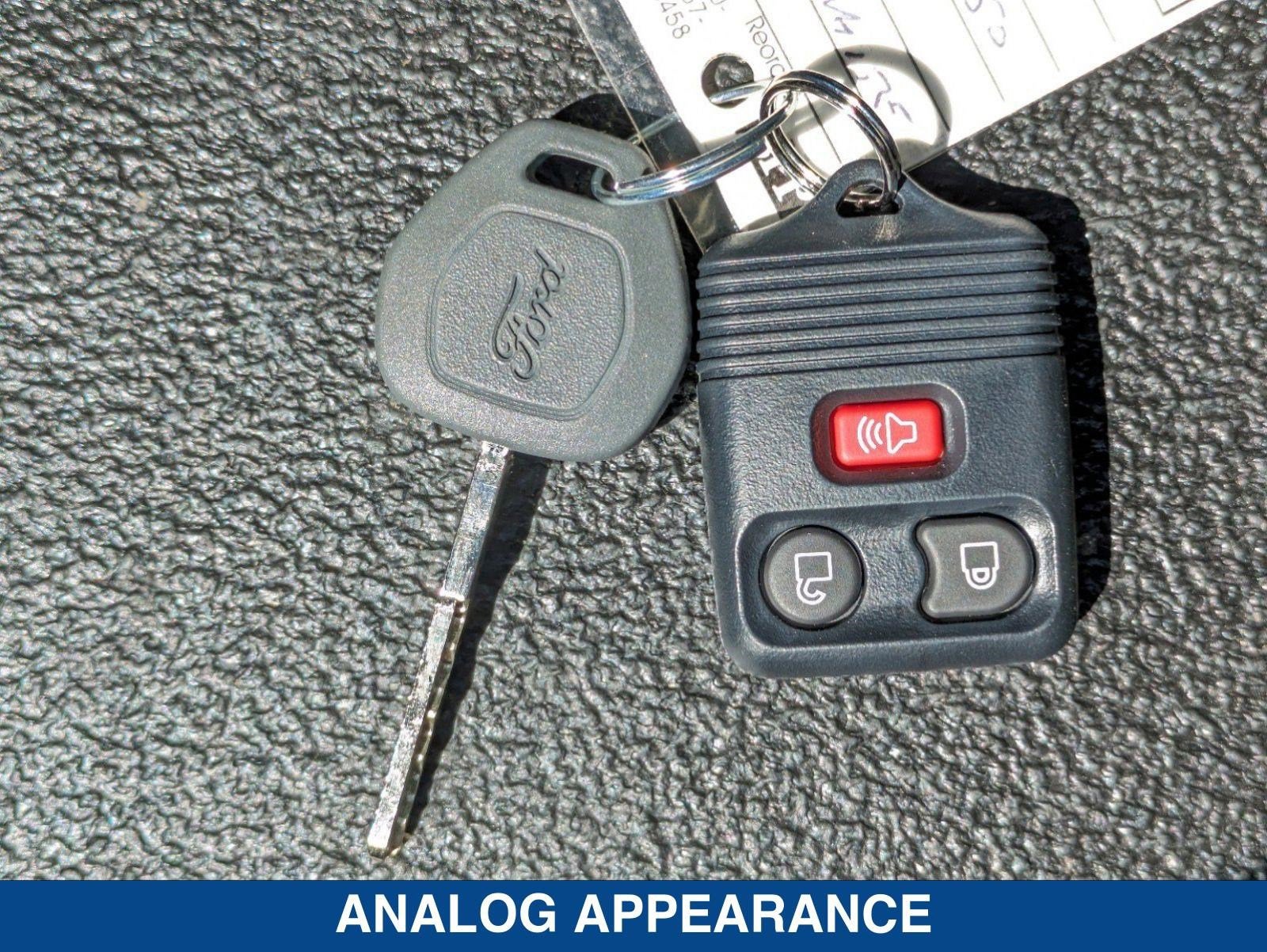 2025 Ford E-Series Cutaway E-350 SRW