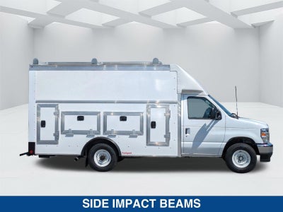2025 Ford E-Series Cutaway E-350 SRW
