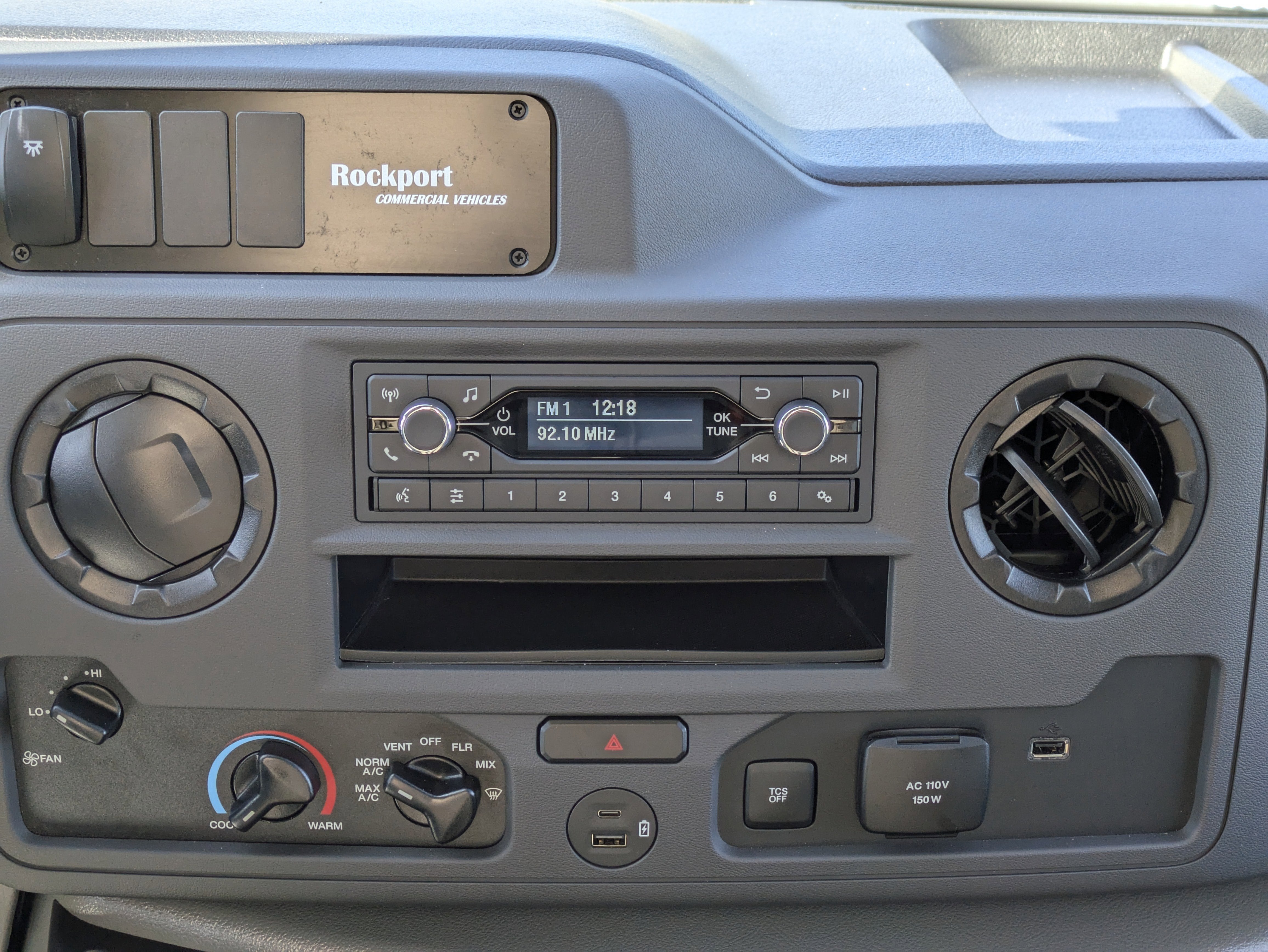 2026 Ford E-350SD E-350 SRW