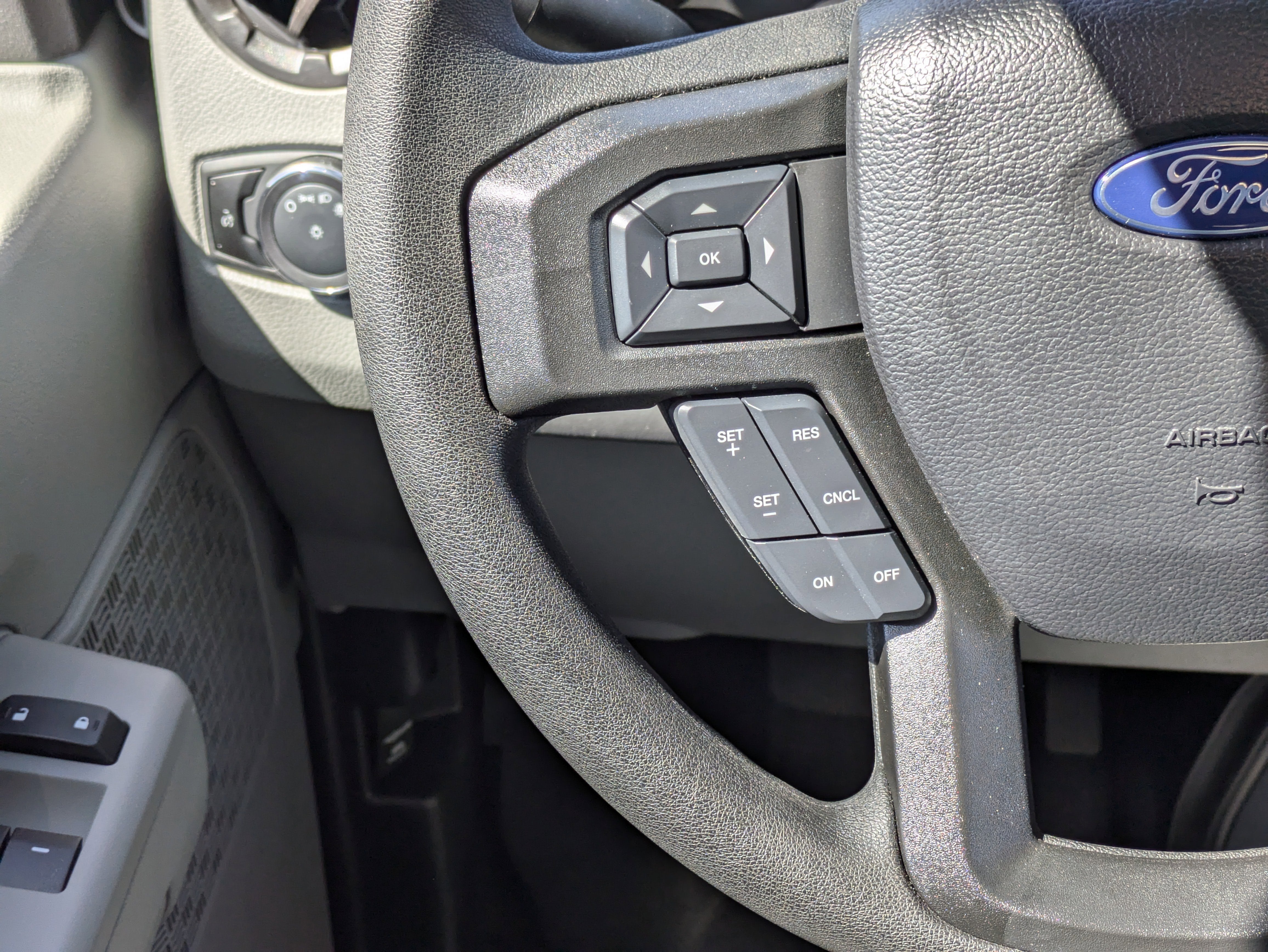 2026 Ford E-350SD E-350 SRW