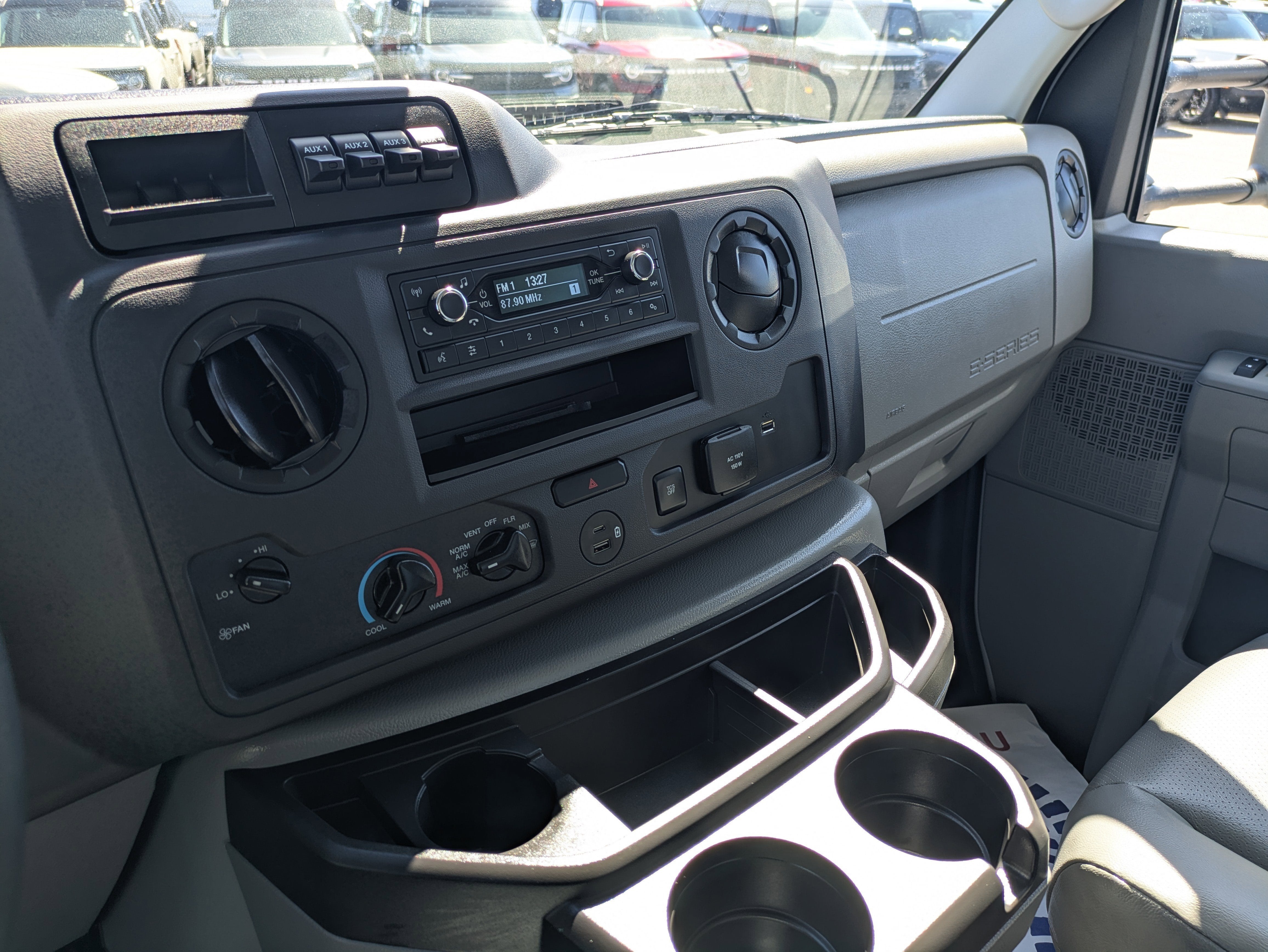 2026 Ford E-350SD E-350 SRW