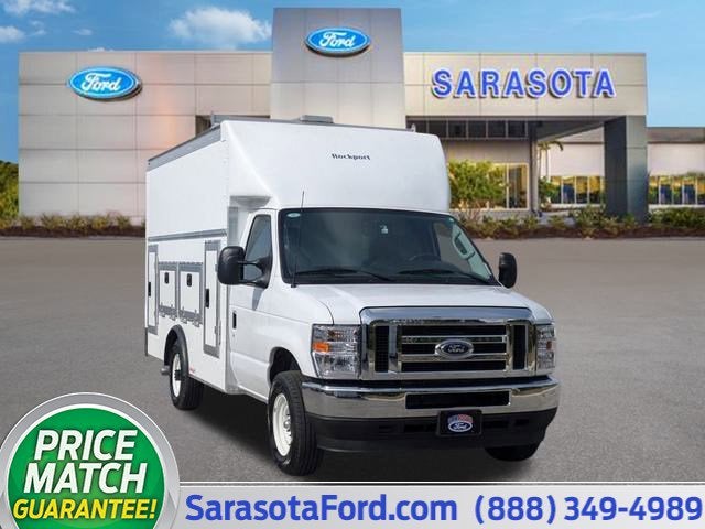 2025 Ford E-350SD E-350 SRW