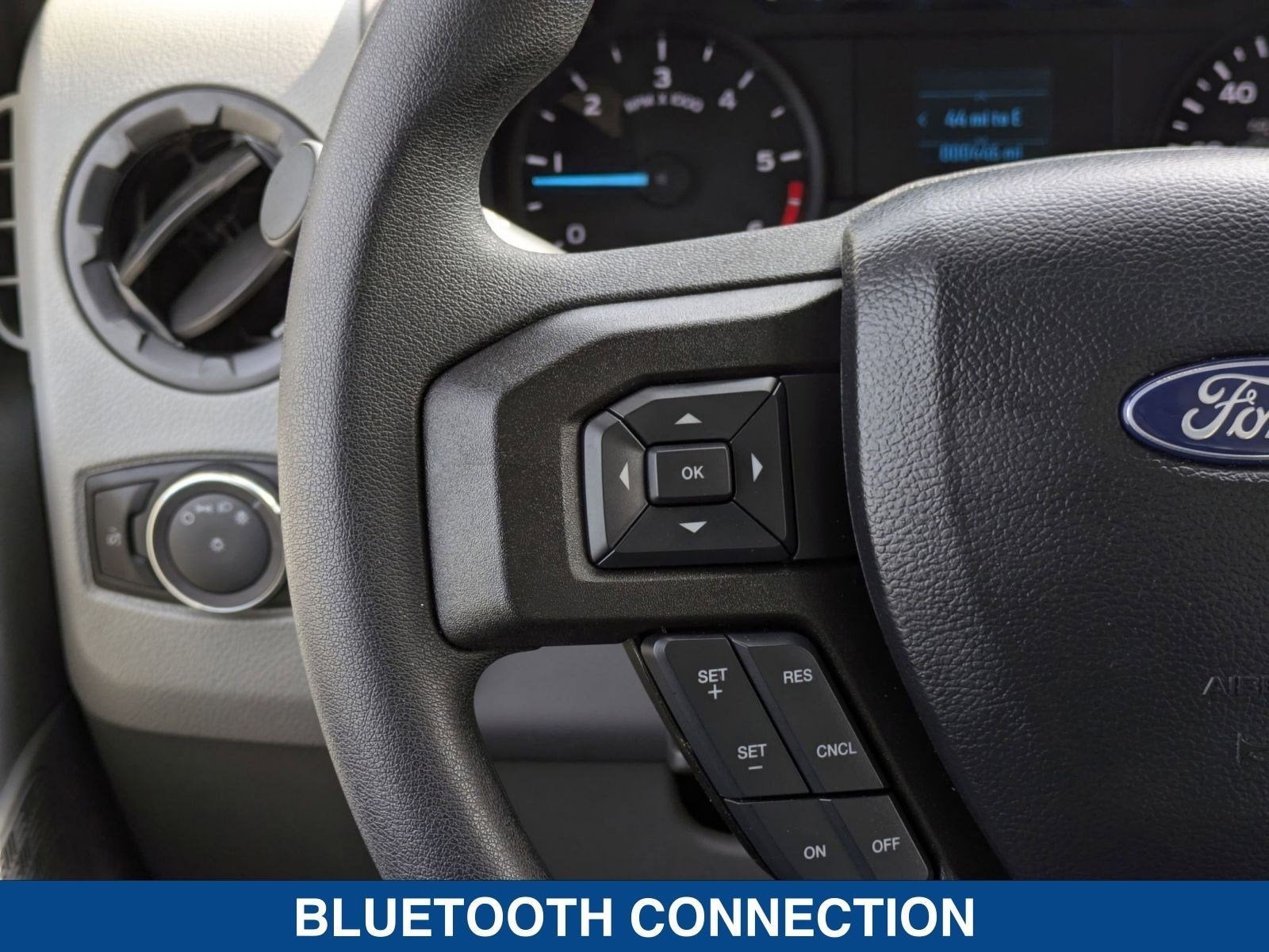 2025 Ford E-350SD E-350 SRW