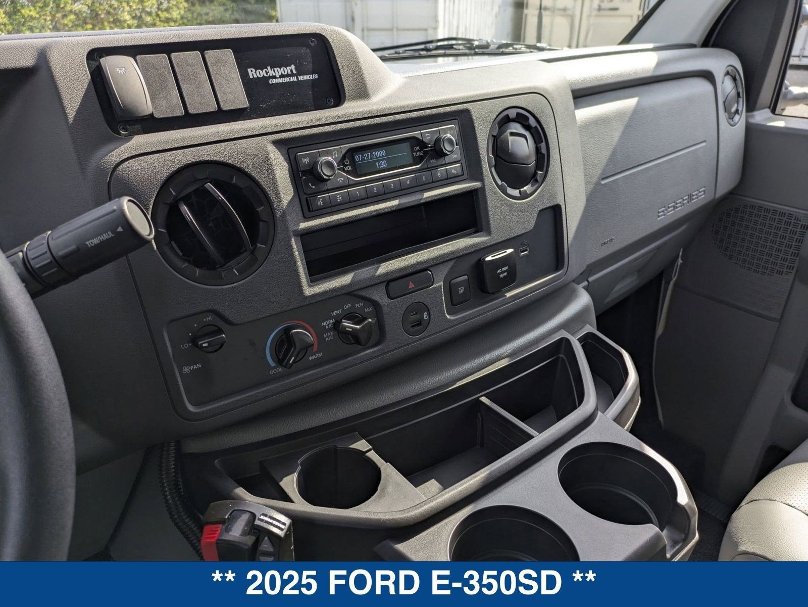 2025 Ford E-350SD E-350 SRW