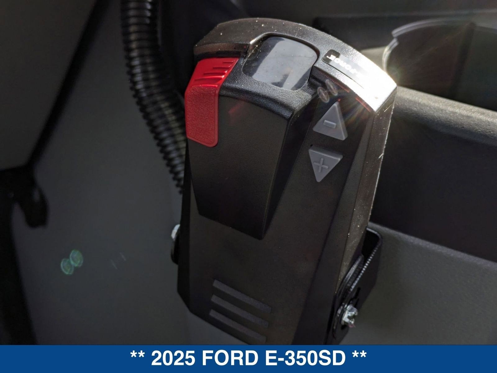 2025 Ford E-350SD E-350 SRW