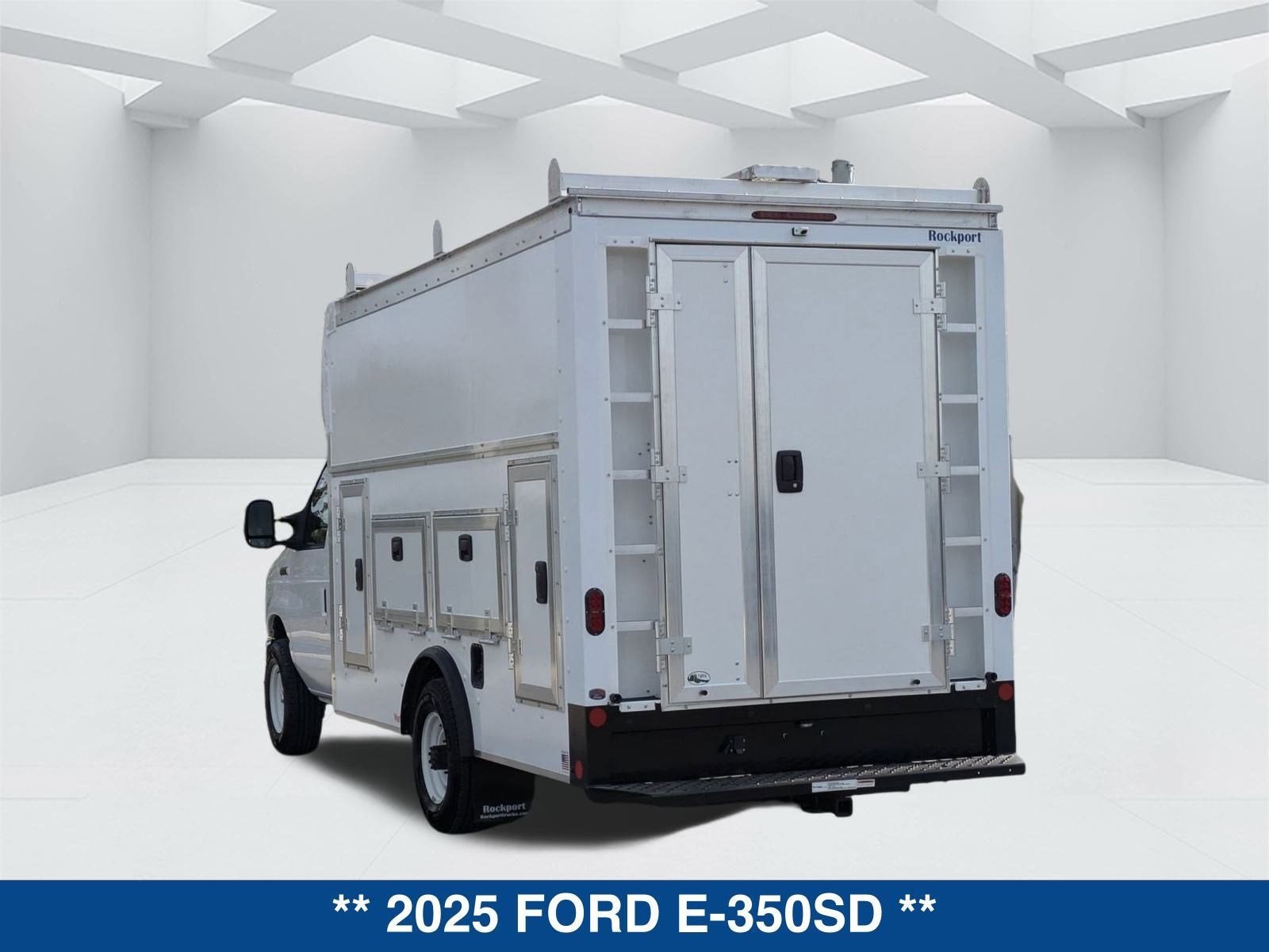 2025 Ford E-350SD E-350 SRW