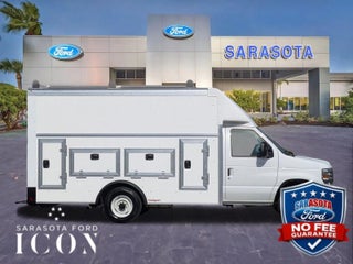2025 Ford E-350SD E-350 SRW