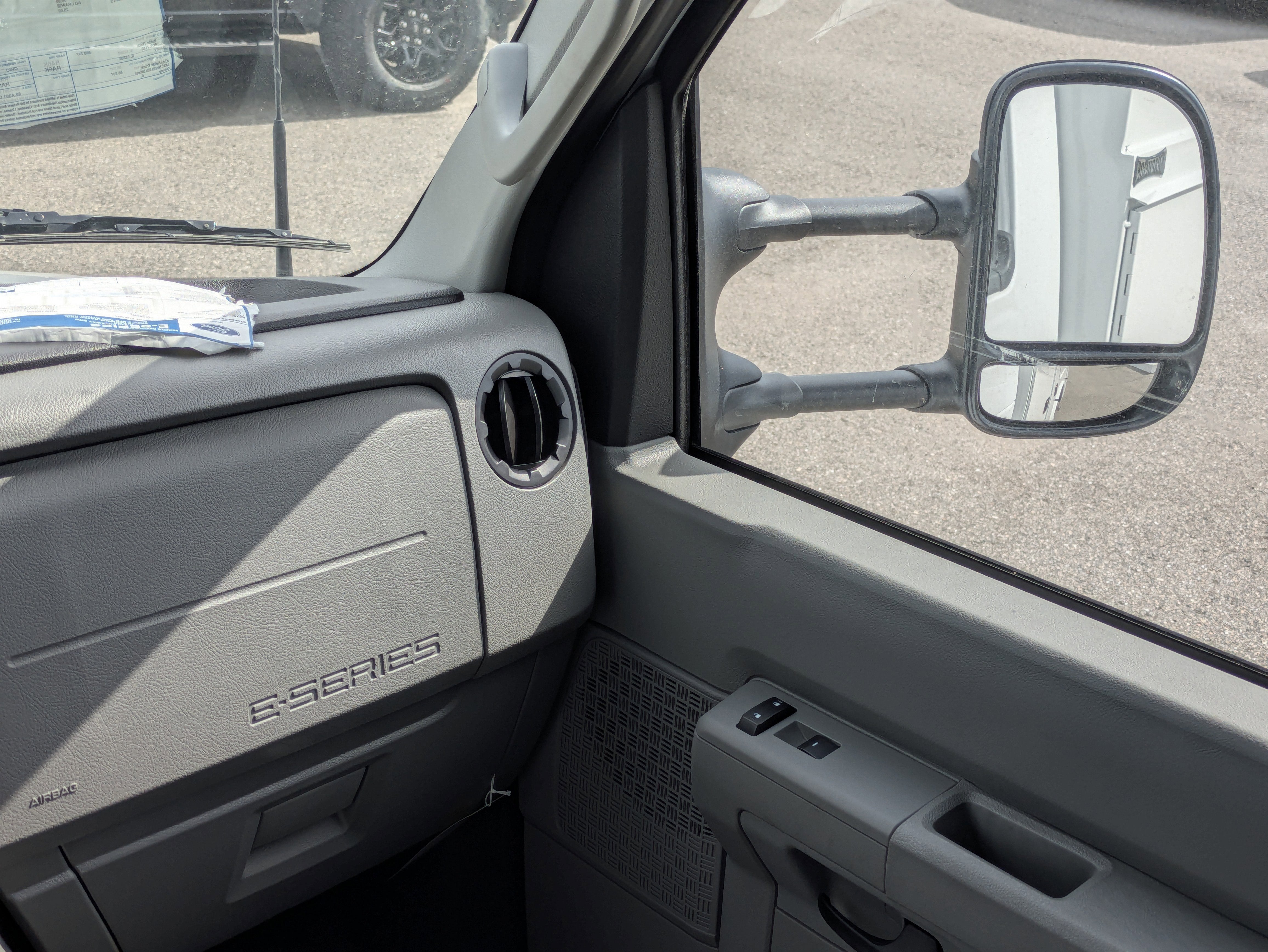 2026 Ford E-350SD E-350 SRW