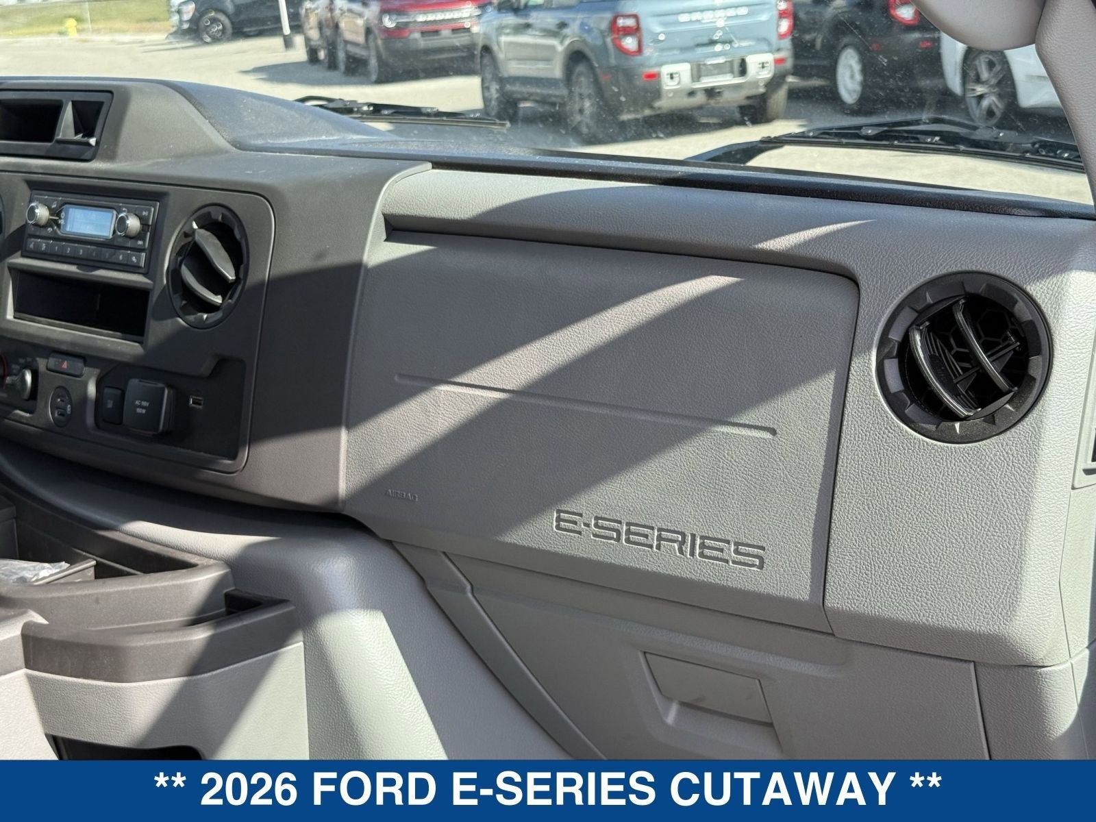 2026 Ford E-Series Cutaway E-350 SRW