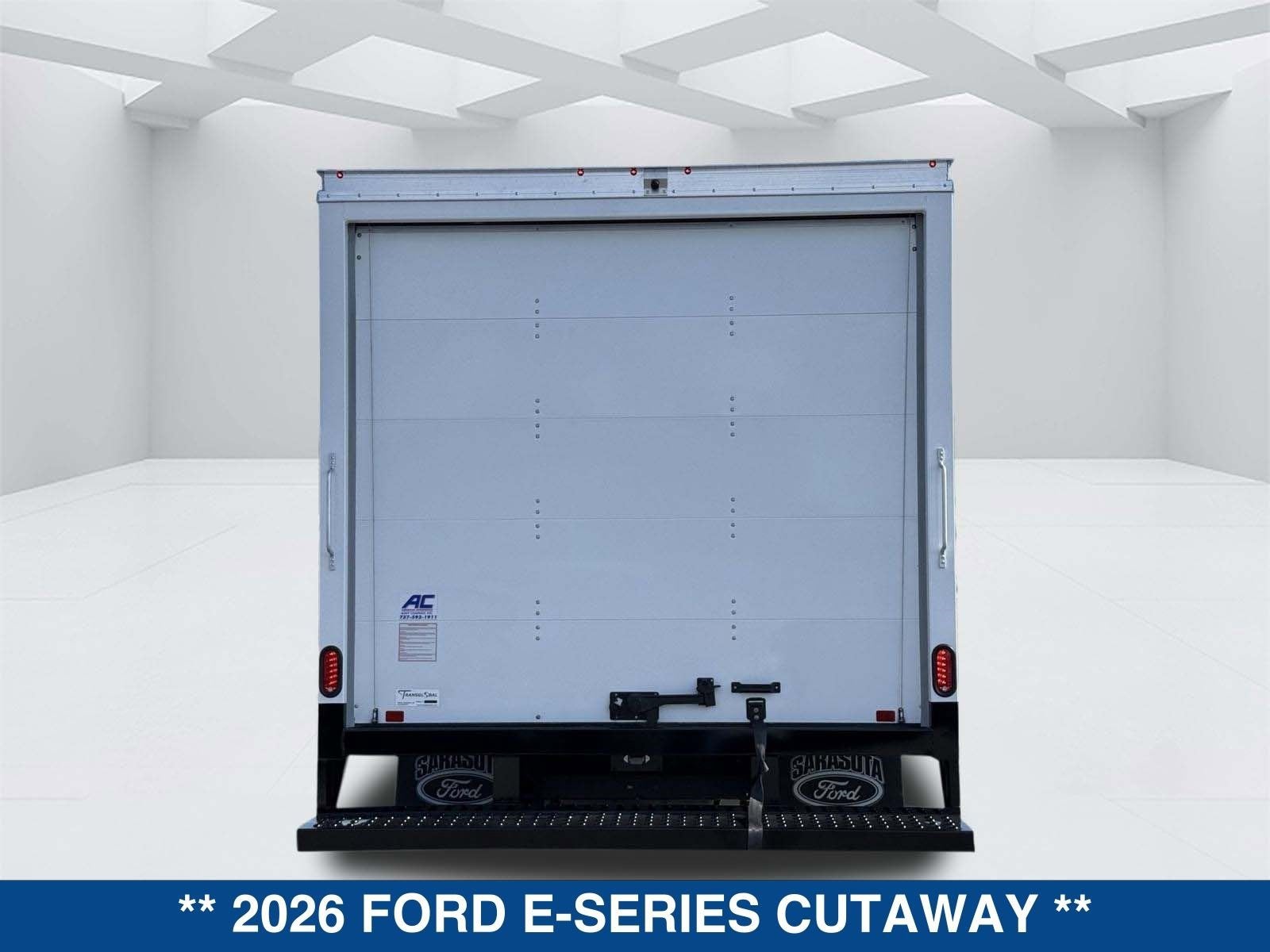 2026 Ford E-Series Cutaway E-350 SRW