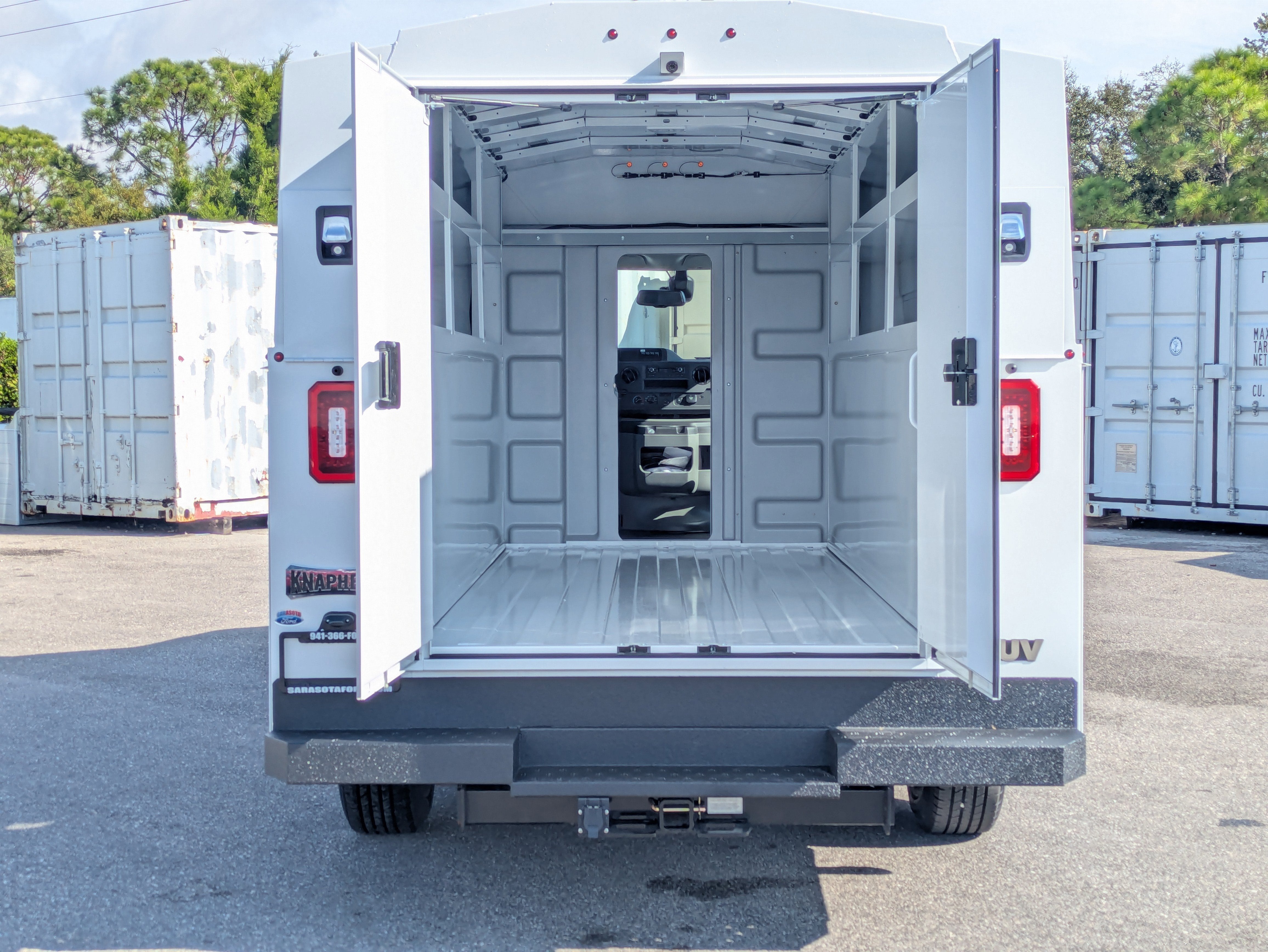 2026 Ford E-350SD E-350 SRW