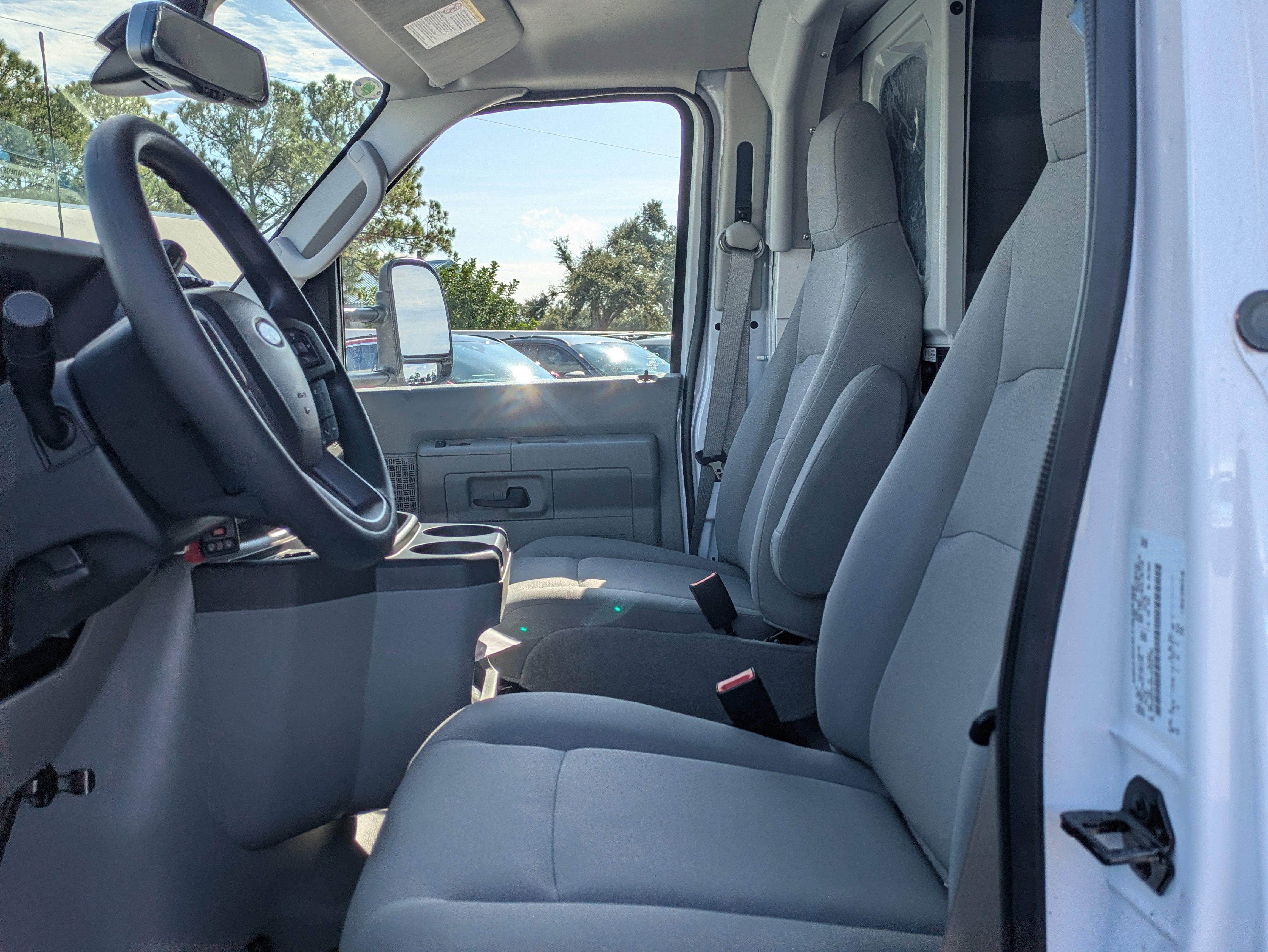 2026 Ford E-350SD E-350 SRW