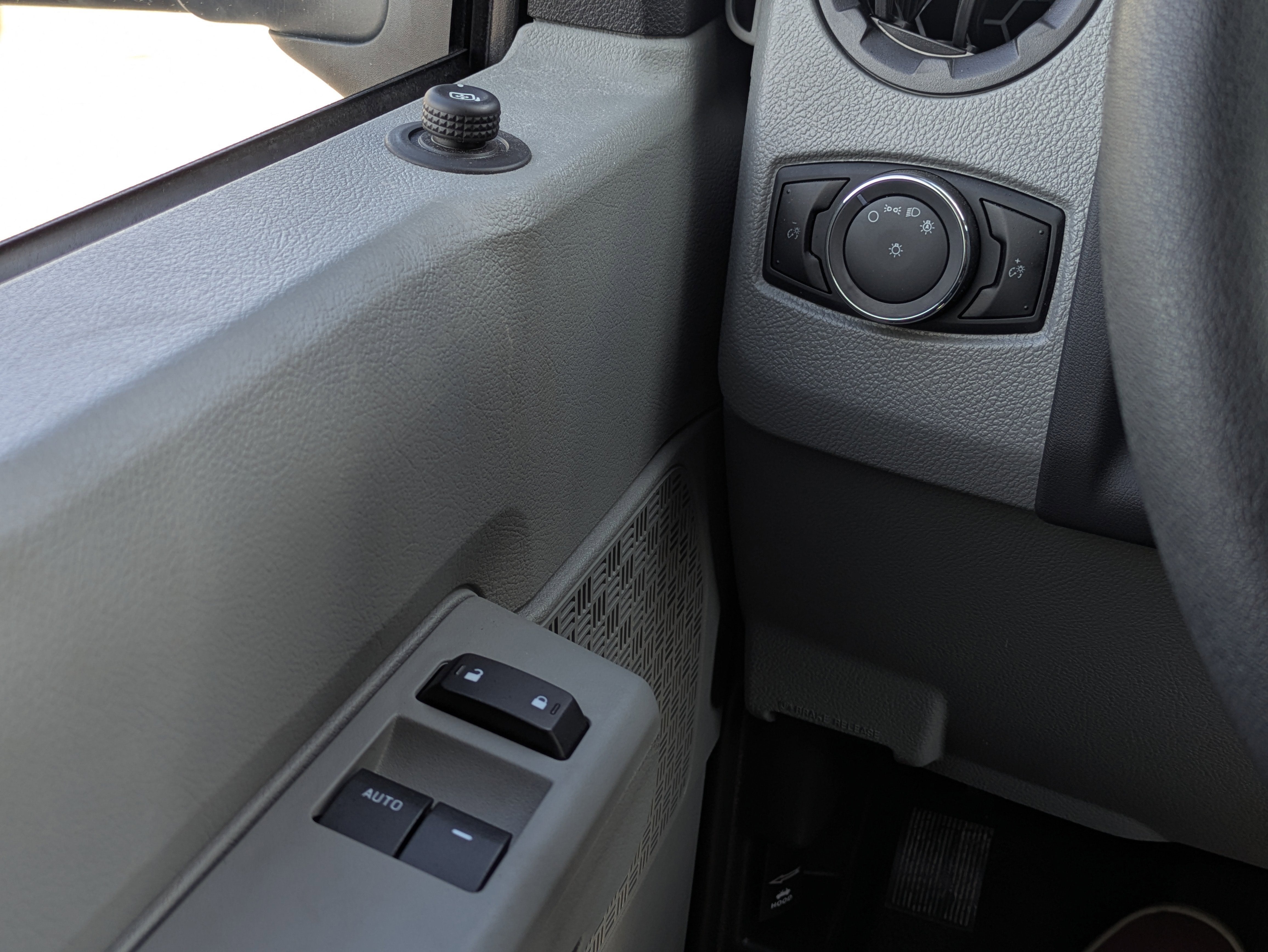 2026 Ford E-350SD E-350 SRW