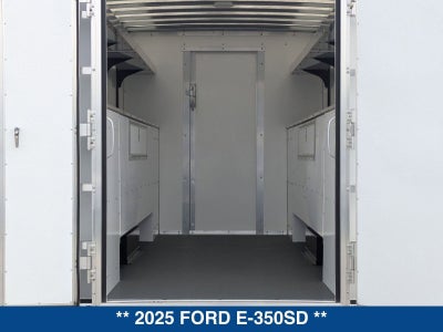 2025 Ford E-350SD E-350 SRW