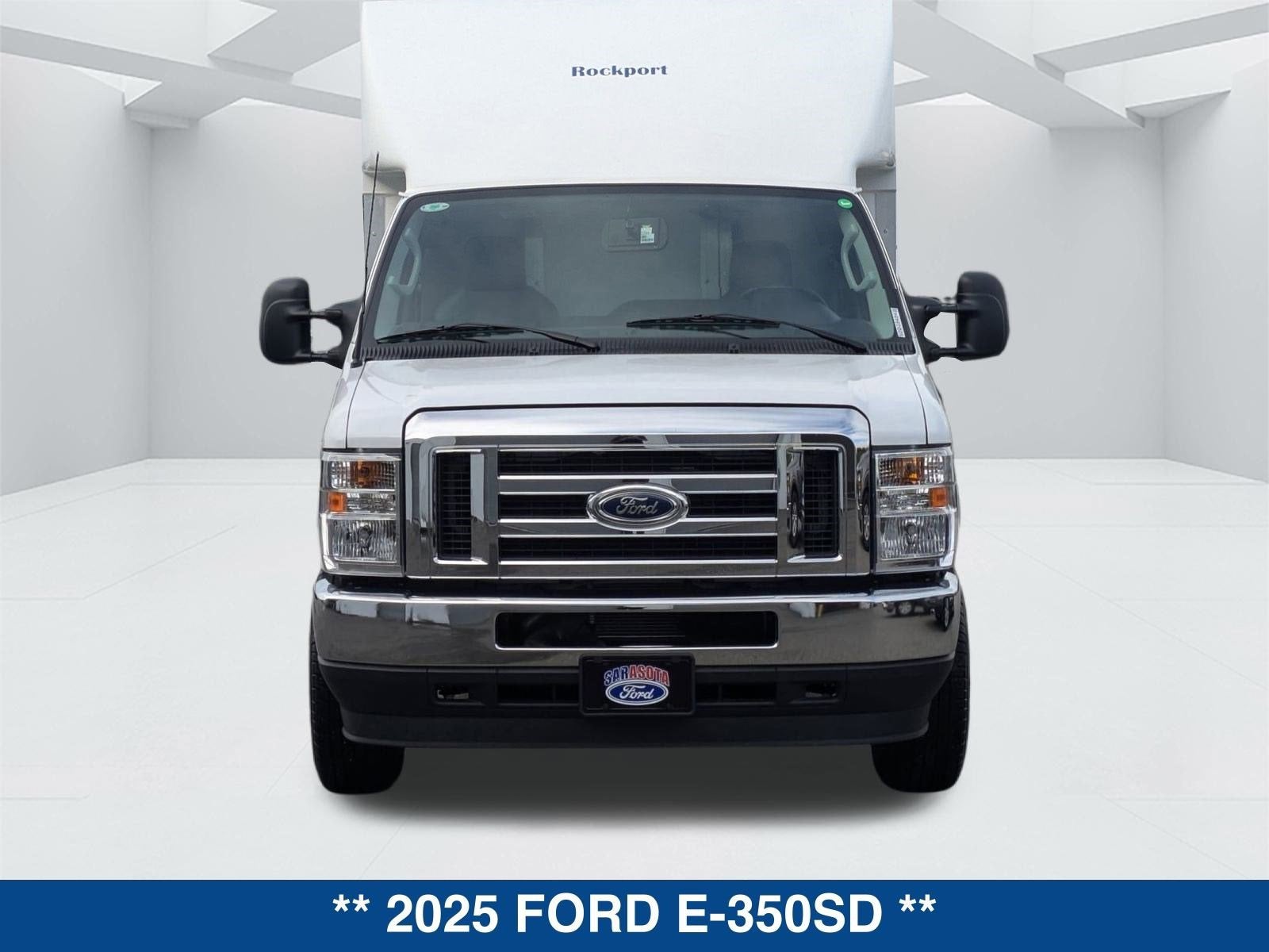 2025 Ford E-350SD E-350 SRW