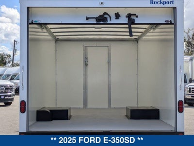 2025 Ford E-350SD E-350 SRW