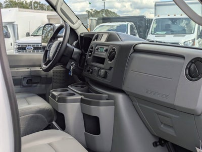 2025 Ford E-350SD E-350 SRW