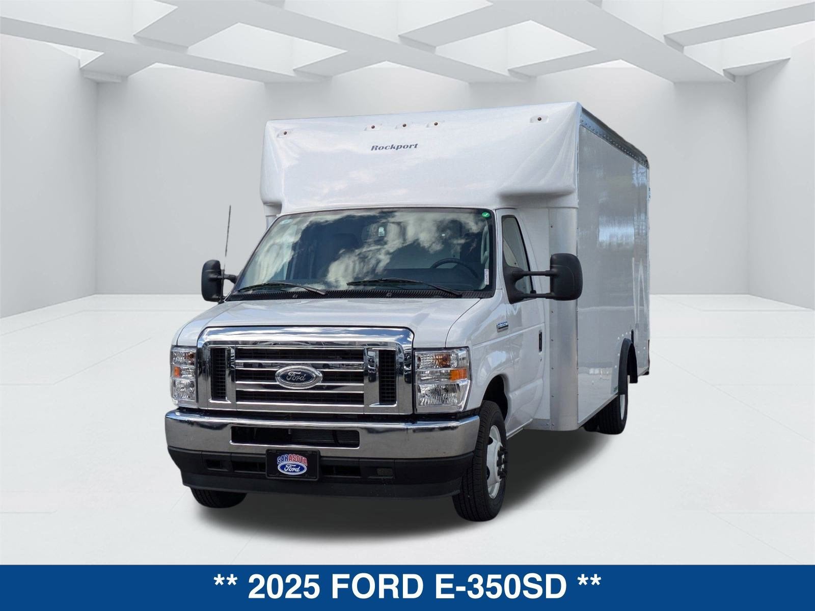 2025 Ford E-350SD E-350 SRW
