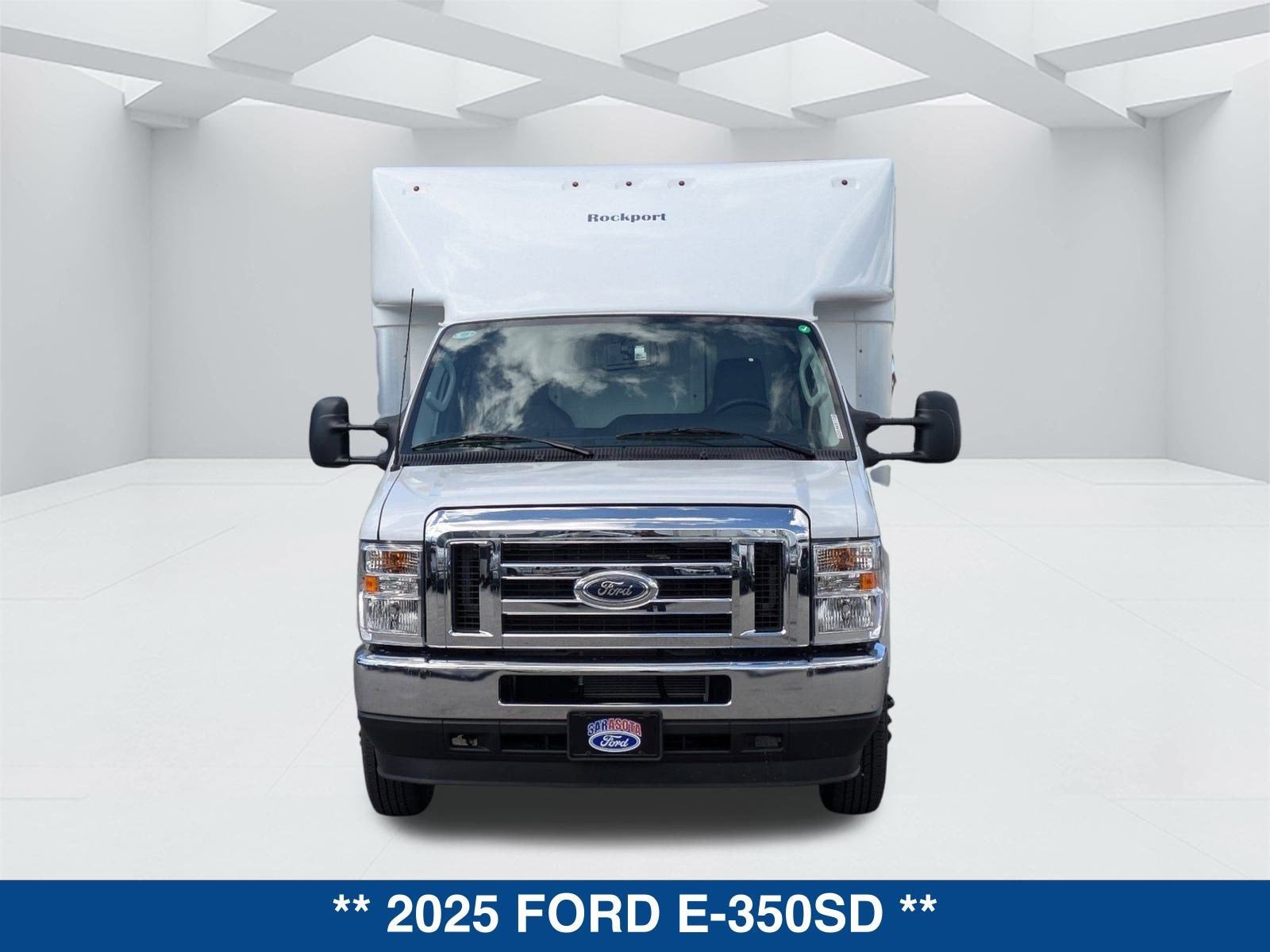 2025 Ford E-350SD E-350 SRW