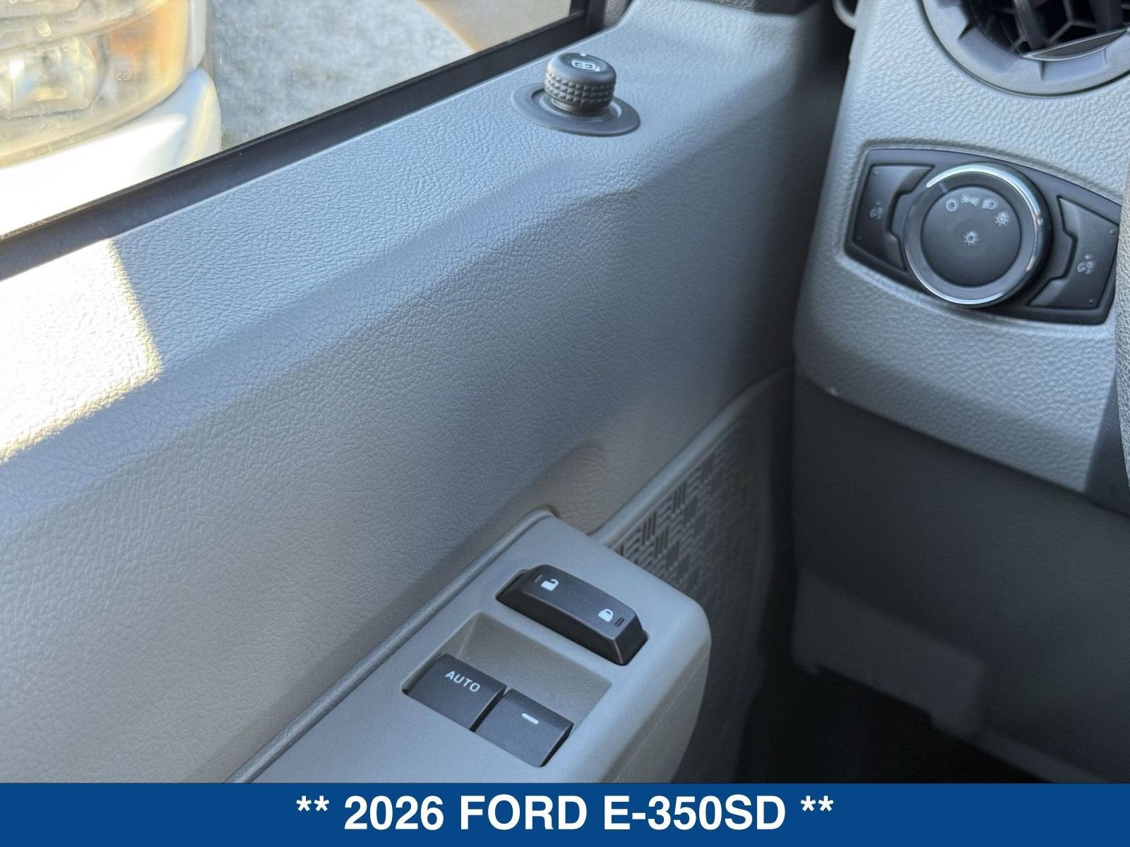 2026 Ford E-350SD oojt