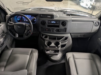 2026 Ford E-Series Cutaway E-450 DRW