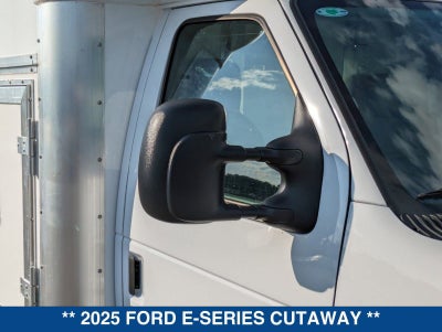 2025 Ford E-Series Cutaway E-450 DRW