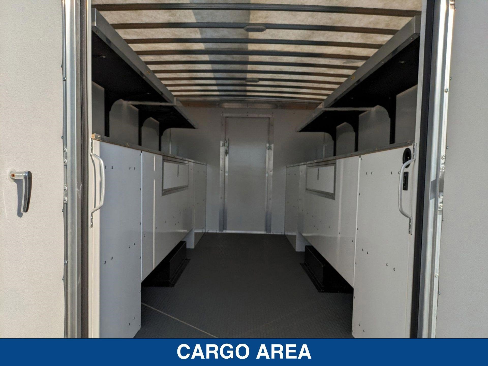 2025 Ford E-Series Cutaway E-450 DRW