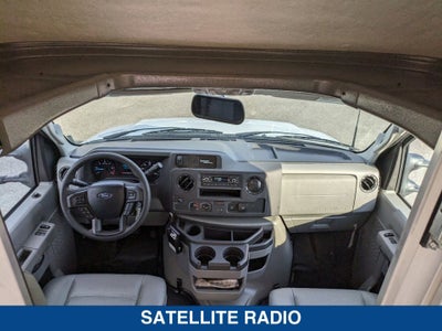 2025 Ford E-Series Cutaway E-450 DRW