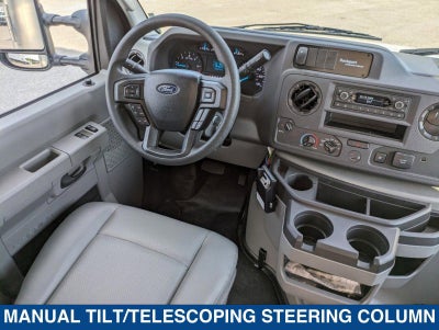 2025 Ford E-Series Cutaway E-450 DRW