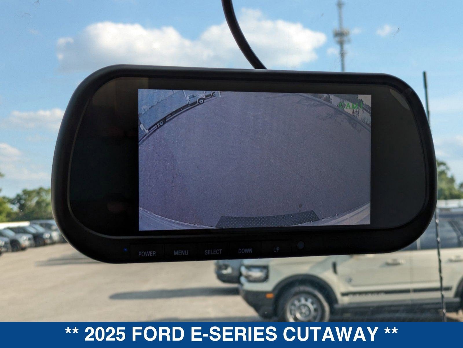 2025 Ford E-Series Cutaway E-450 DRW