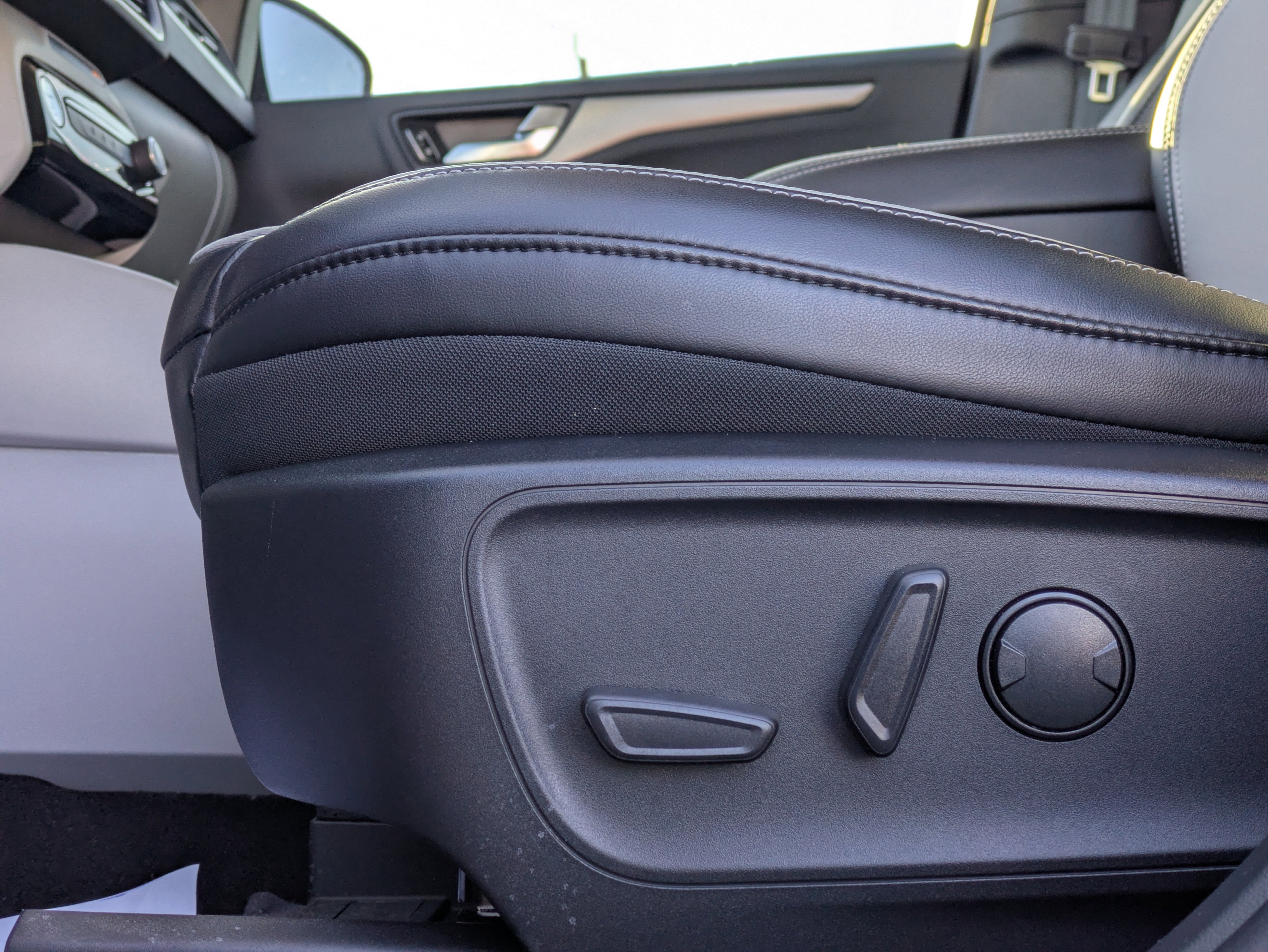 2025 Ford Escape Plug-In Hybrid Plug-in Hybrid